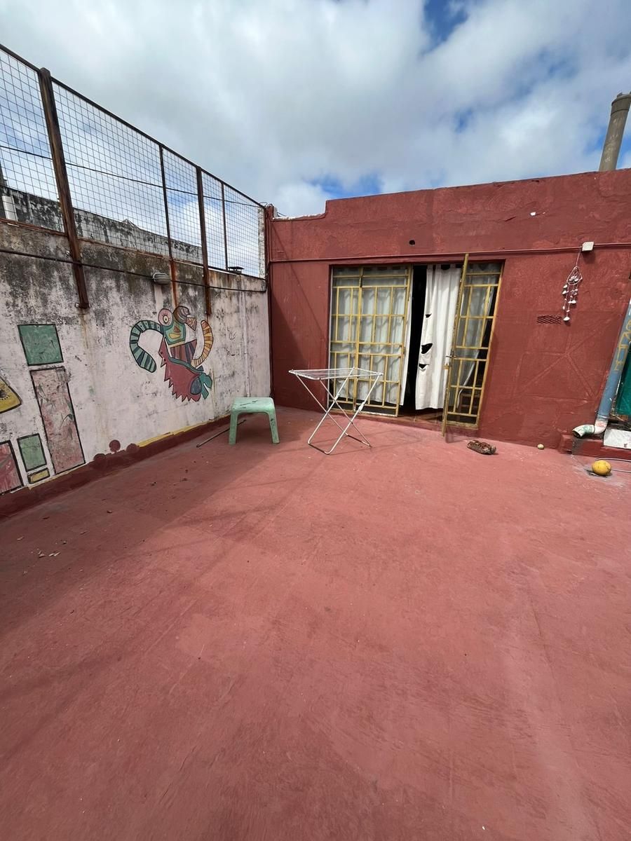 SE VENDE PH EN DOS PLANTAS 1º PISO - 16