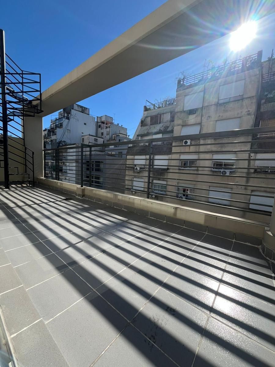 SE VENDE DPTO 3 AMB. CON COCHERA Y TERRAZA AL FRENTE - 3