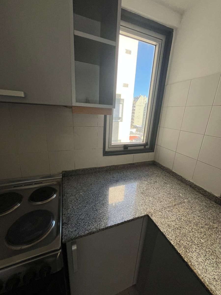 SE VENDE DPTO 3 AMB. CON COCHERA Y TERRAZA AL FRENTE - 7