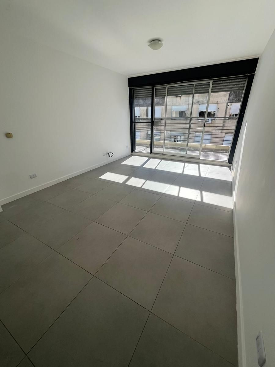 SE VENDE DPTO 3 AMB. CON COCHERA Y TERRAZA AL FRENTE - 16