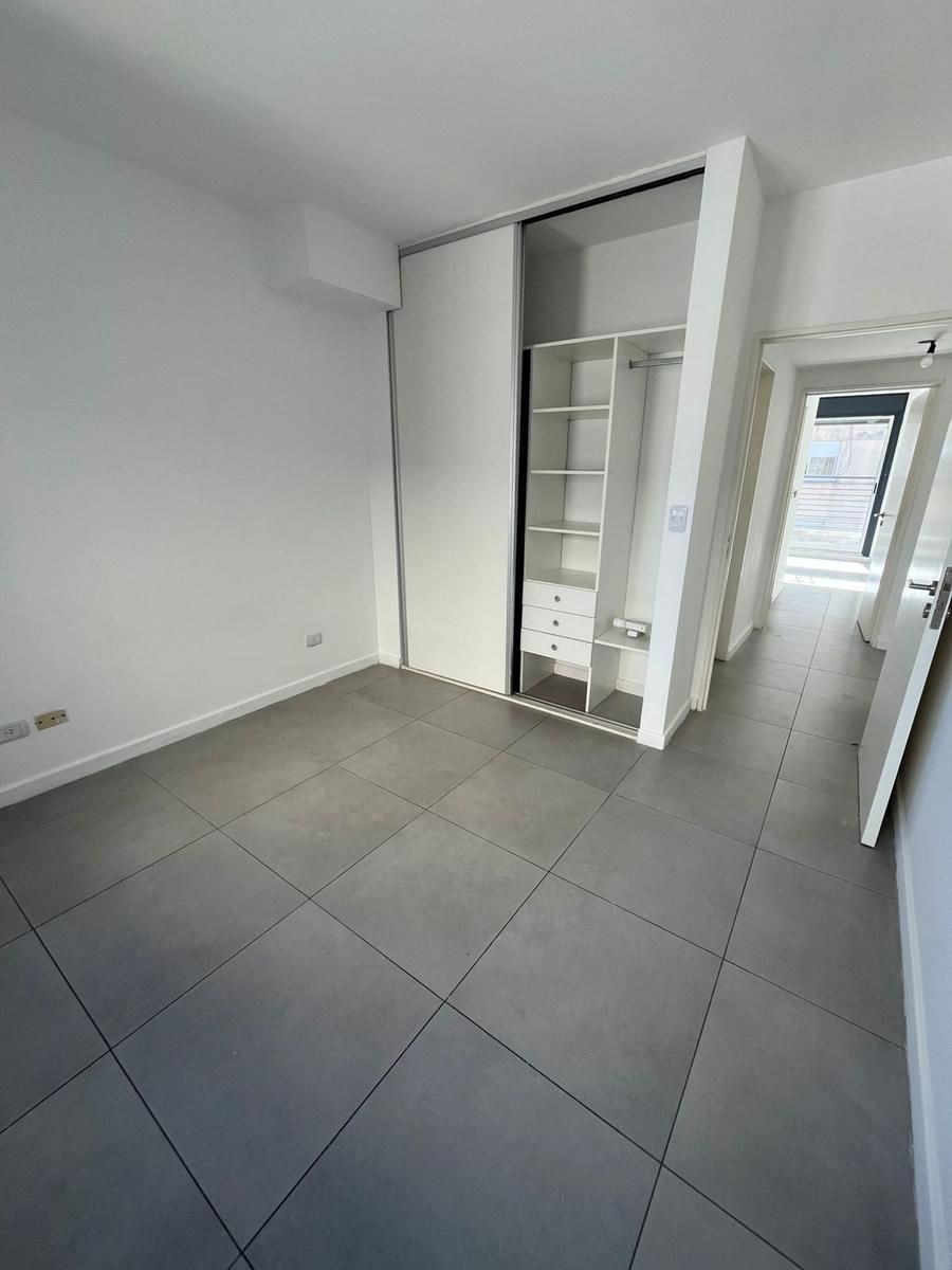 SE VENDE DPTO 3 AMB. CON COCHERA Y TERRAZA AL FRENTE - 21