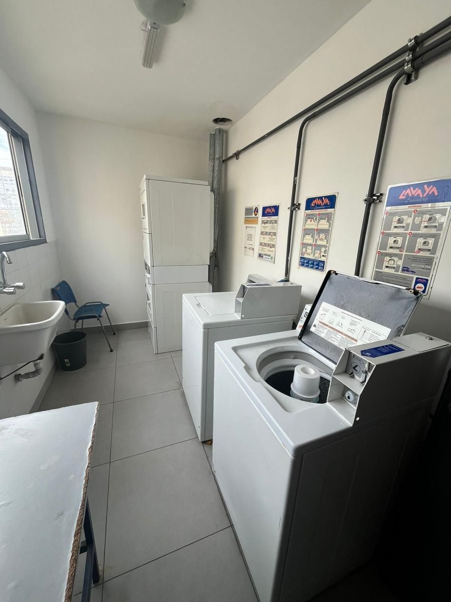 SE VENDE DPTO 3 AMB. CON COCHERA Y TERRAZA AL FRENTE - 41