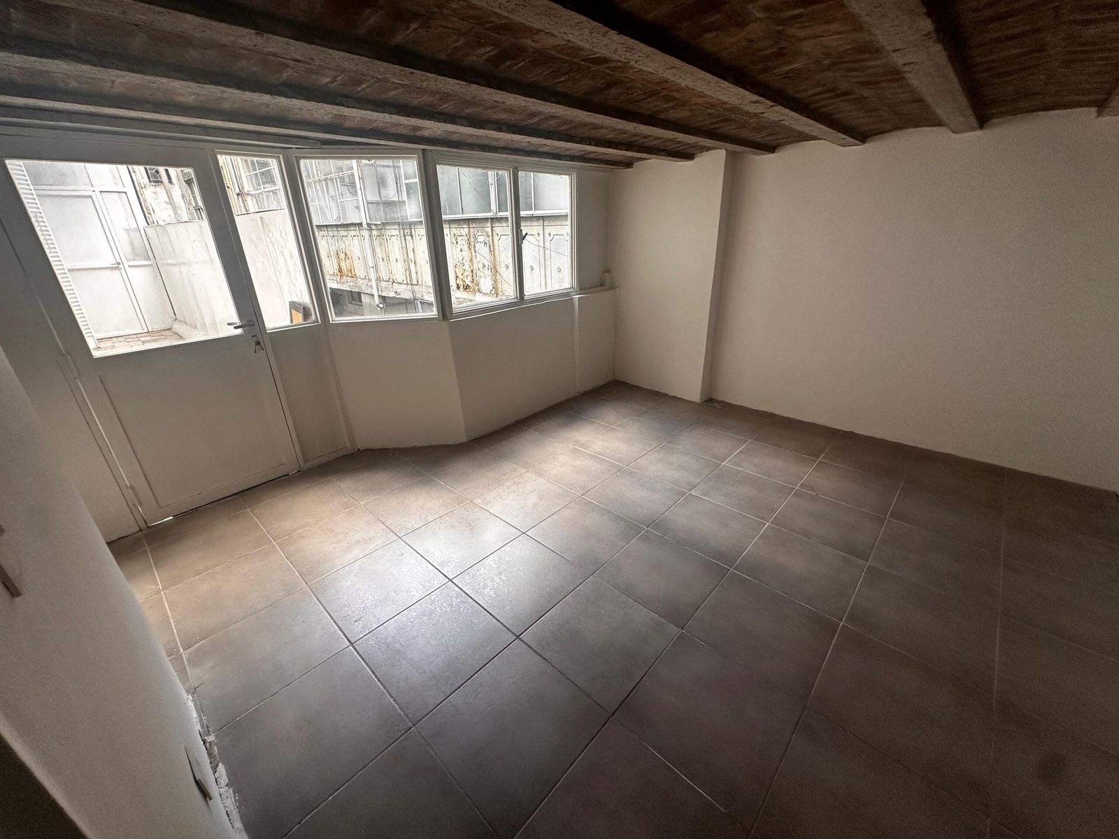 SE VENDE CUATRO AMB. RECICLADO A UNA CUADRA DE PLAZA CONGRESO - 5