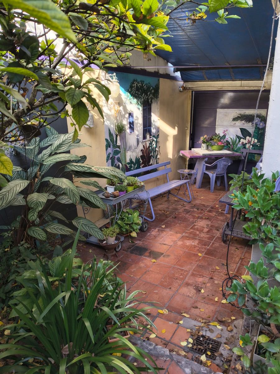 SE VENDE CASA CON COCHERA TERRAZA Y SALON EN FLORESTA - 13