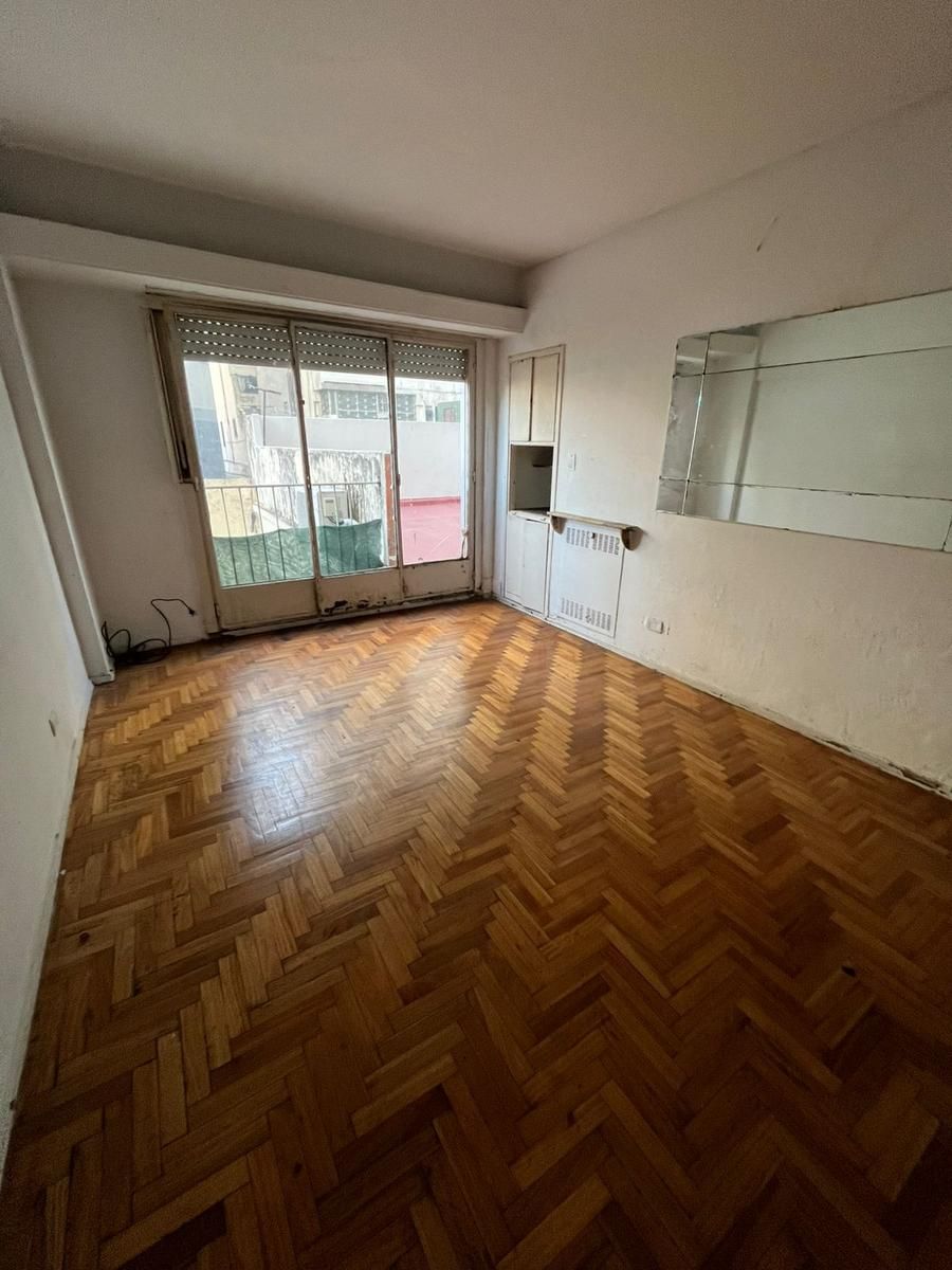SE VENDE DPTO 4 AMB. CON TERRAZA A RECICLAR — foto 5