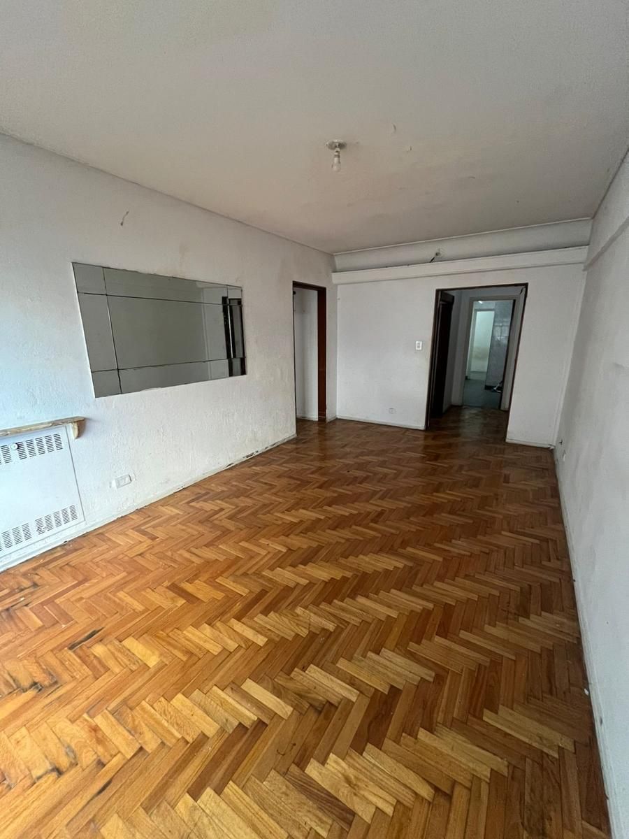 SE VENDE DPTO 4 AMB. CON TERRAZA A RECICLAR — foto 10