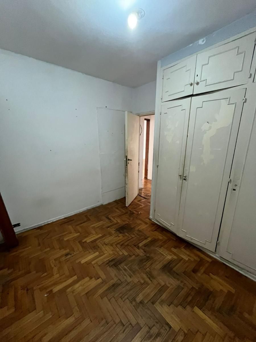 SE VENDE DPTO 4 AMB. CON TERRAZA A RECICLAR — foto 14