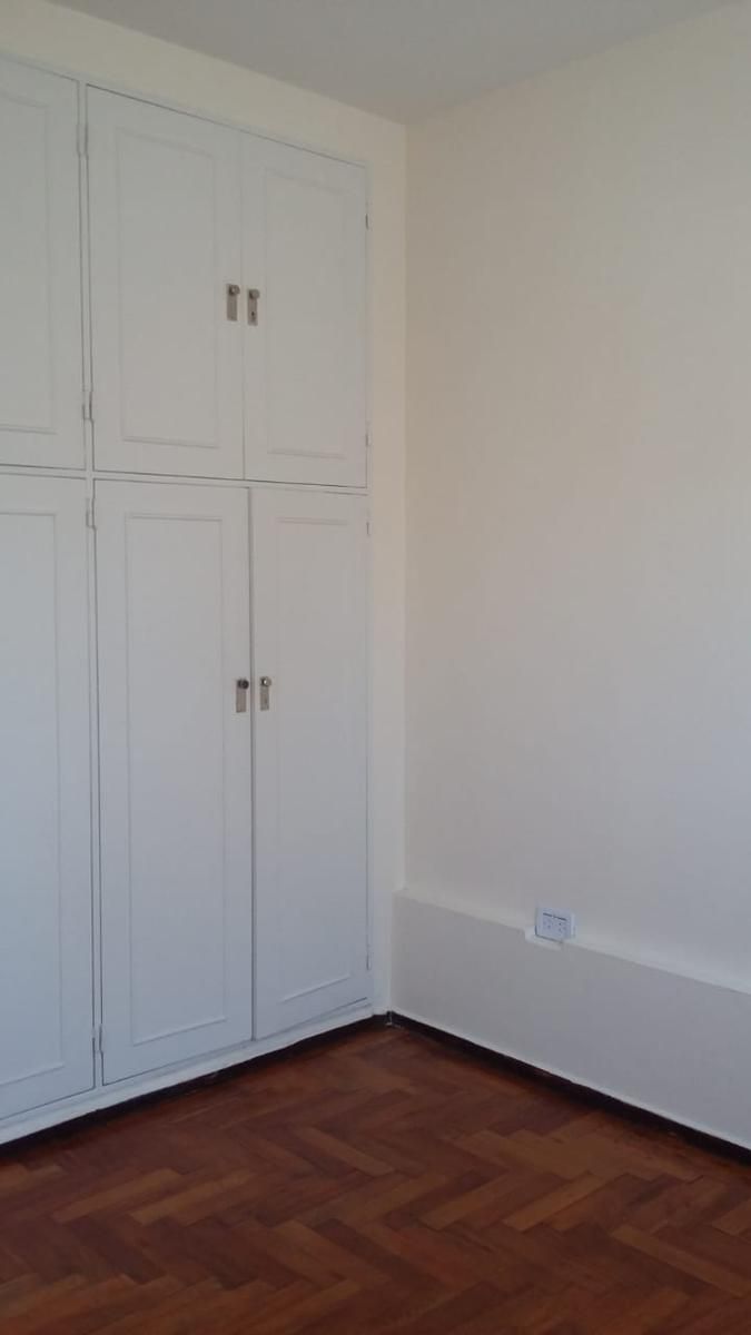SE VENDE DPTO 4 AMB. AL FRENTE CON BALCON - 11