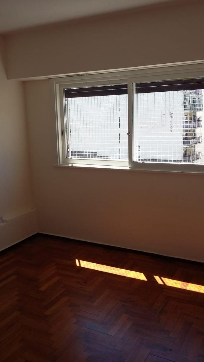 SE VENDE DPTO 4 AMB. AL FRENTE CON BALCON - 13