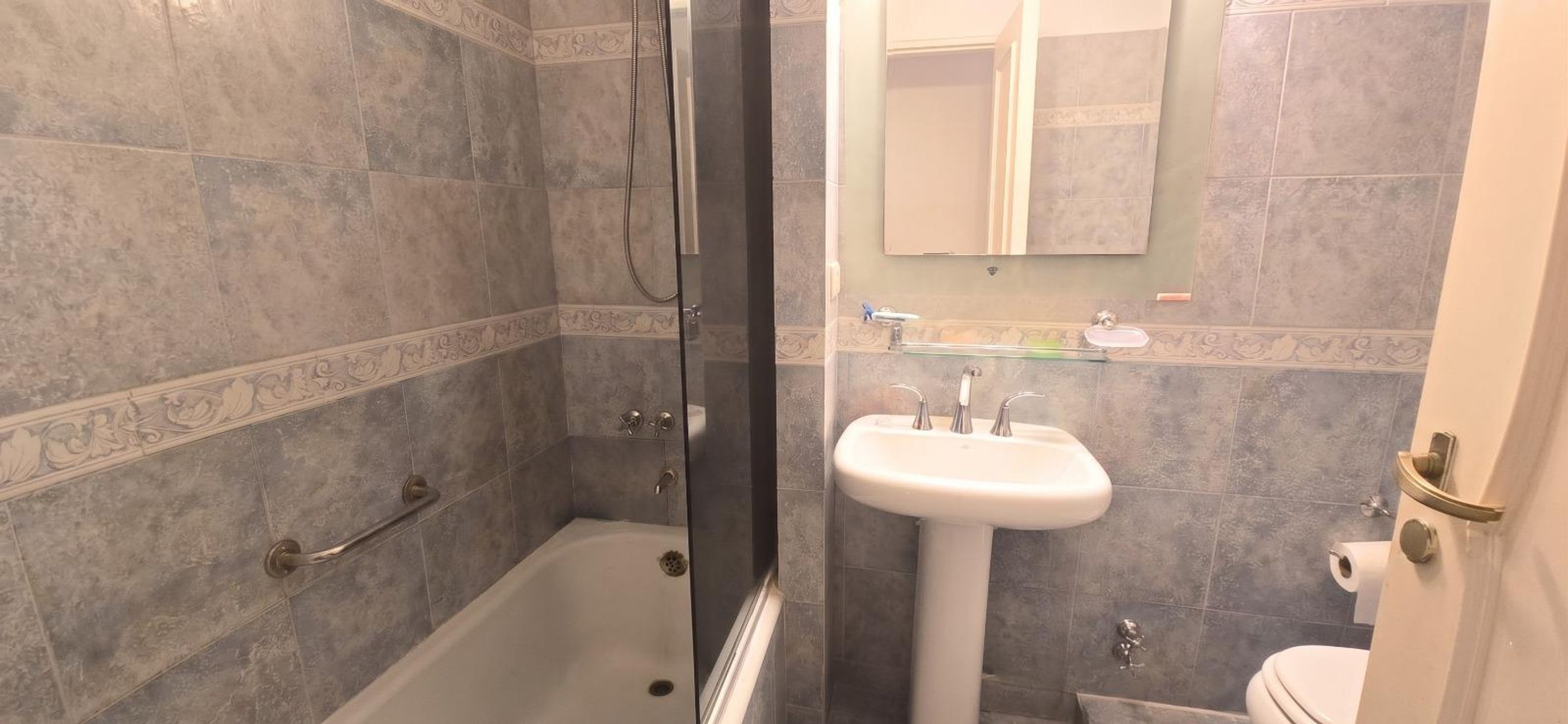 SE VENDE DPTO 4 AMB. RECICLADO A NUEVO EN BALBANERA - 4