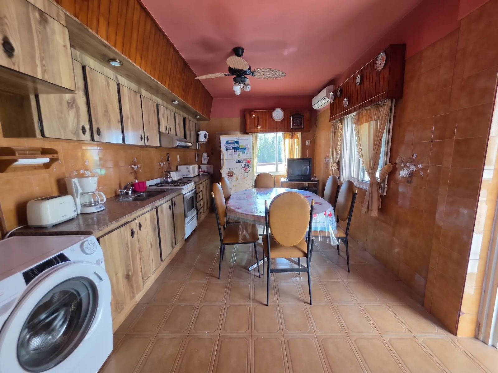 SE VENDE Galpón/Depósito + Dpto en planta alta. en LOMAS DEL MIRADOR - 15