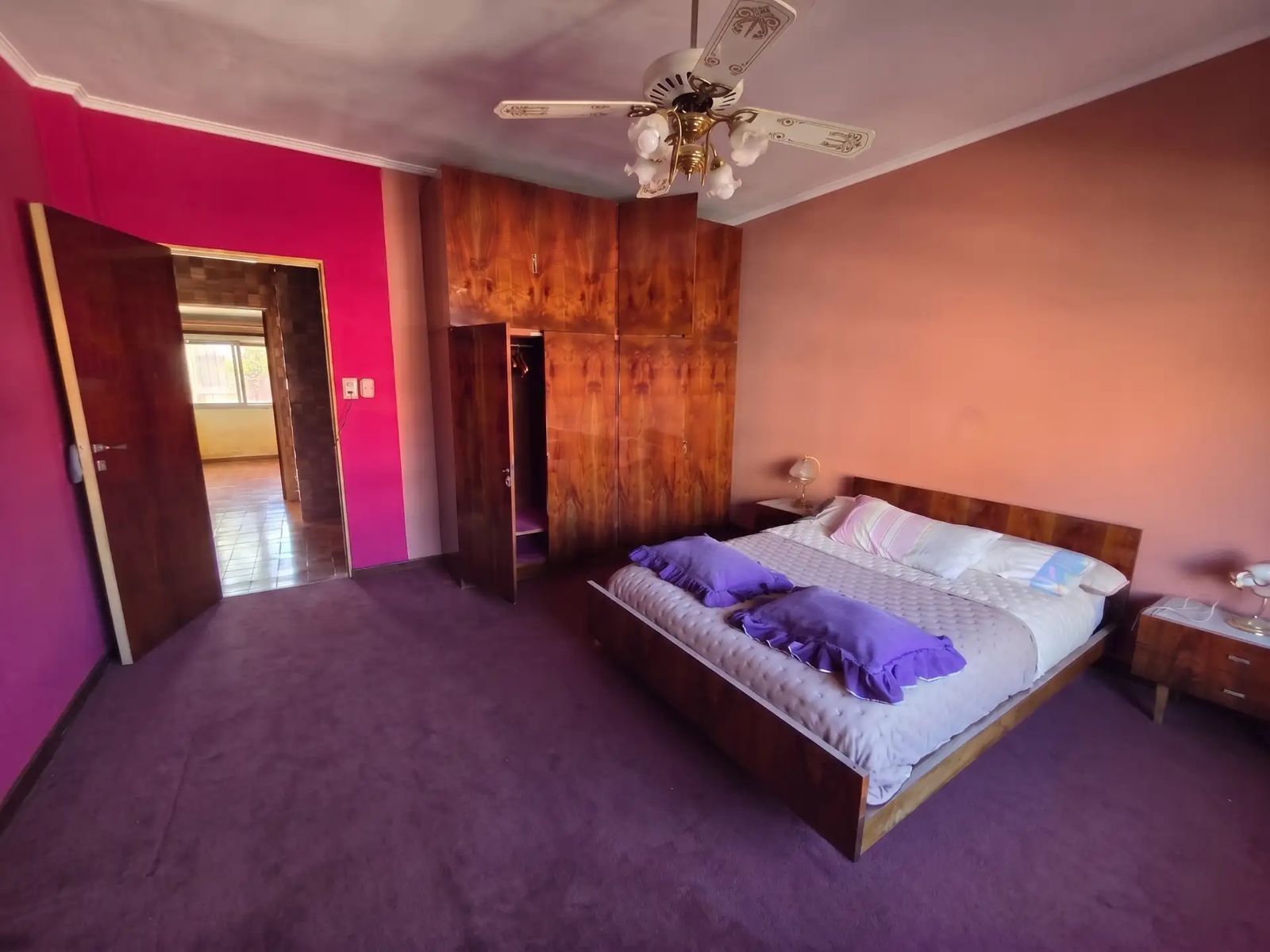 SE VENDE Galpón/Depósito + Dpto en planta alta. en LOMAS DEL MIRADOR - 19
