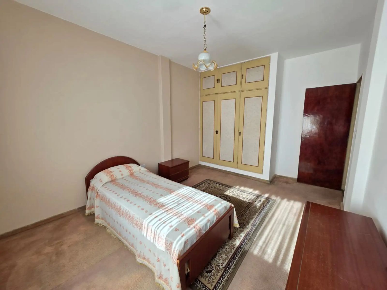 SE VENDE Galpón/Depósito + Dpto en planta alta. en LOMAS DEL MIRADOR - 20