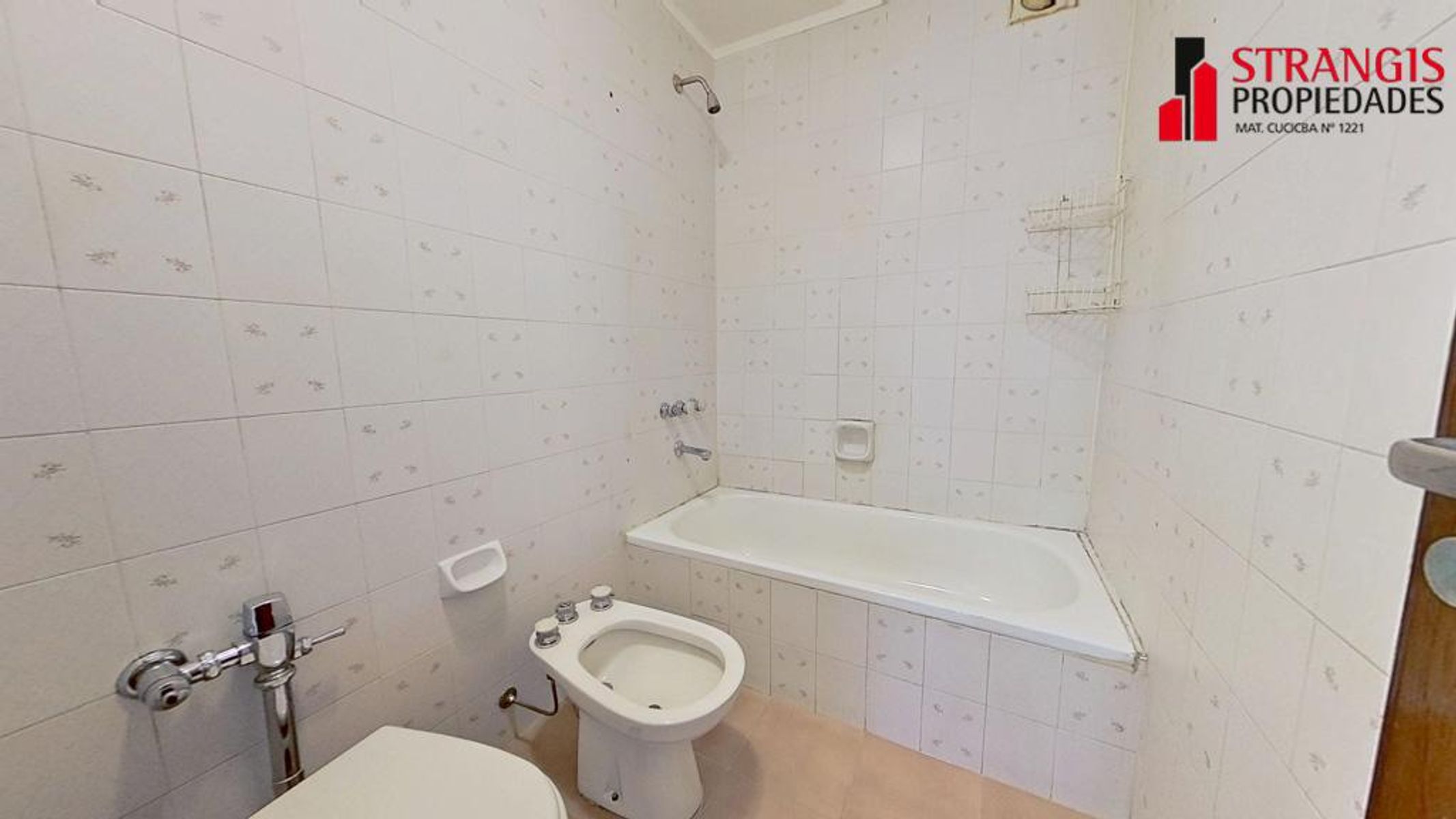SE VENDE PISO 4 AMB. C/DEP. 2 COCHERA EN RETIRO - 21