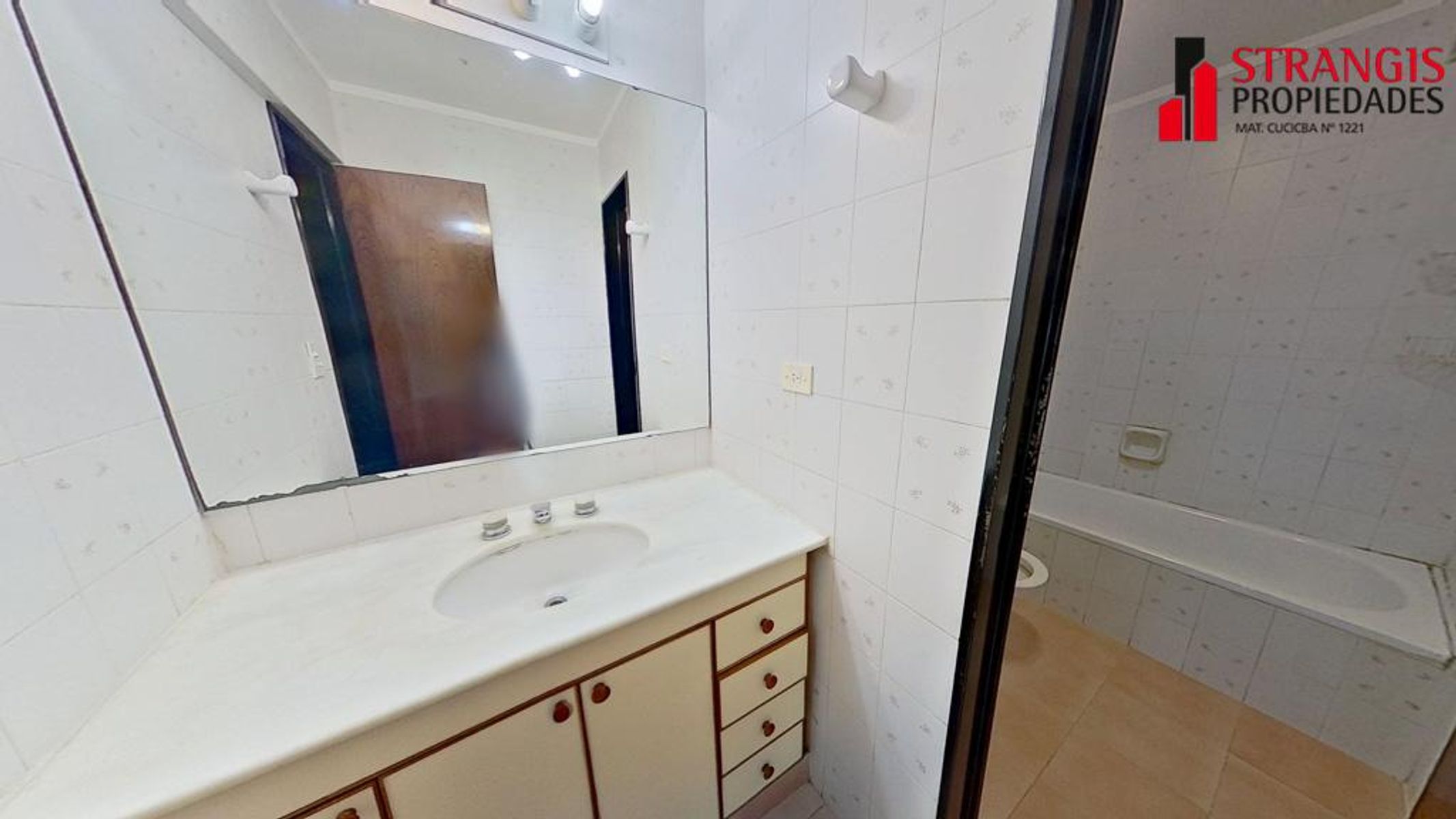 SE VENDE PISO 4 AMB. C/DEP. 2 COCHERA EN RETIRO - 24