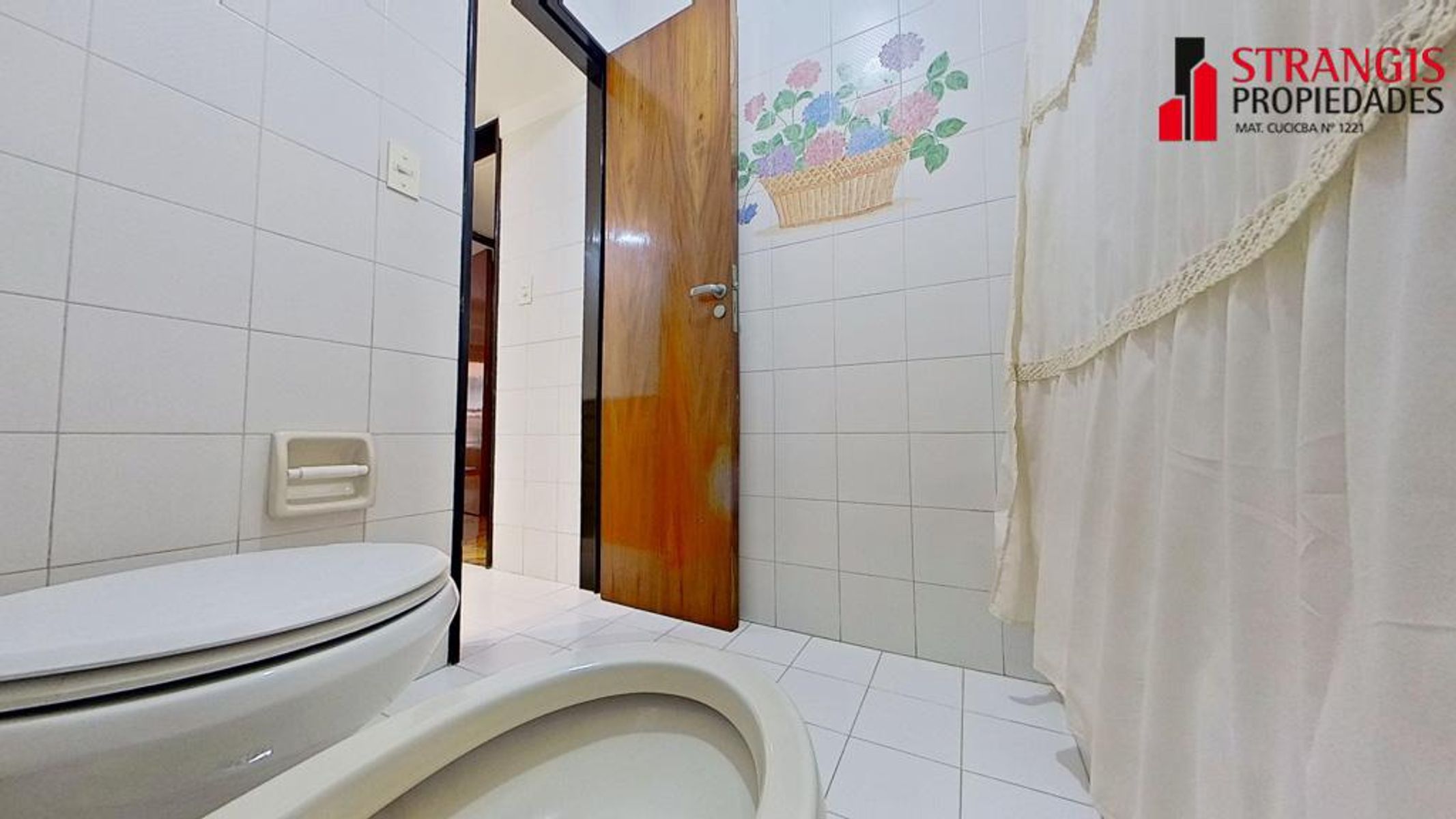 SE VENDE PISO 4 AMB. C/DEP. 2 COCHERA EN RETIRO - 25