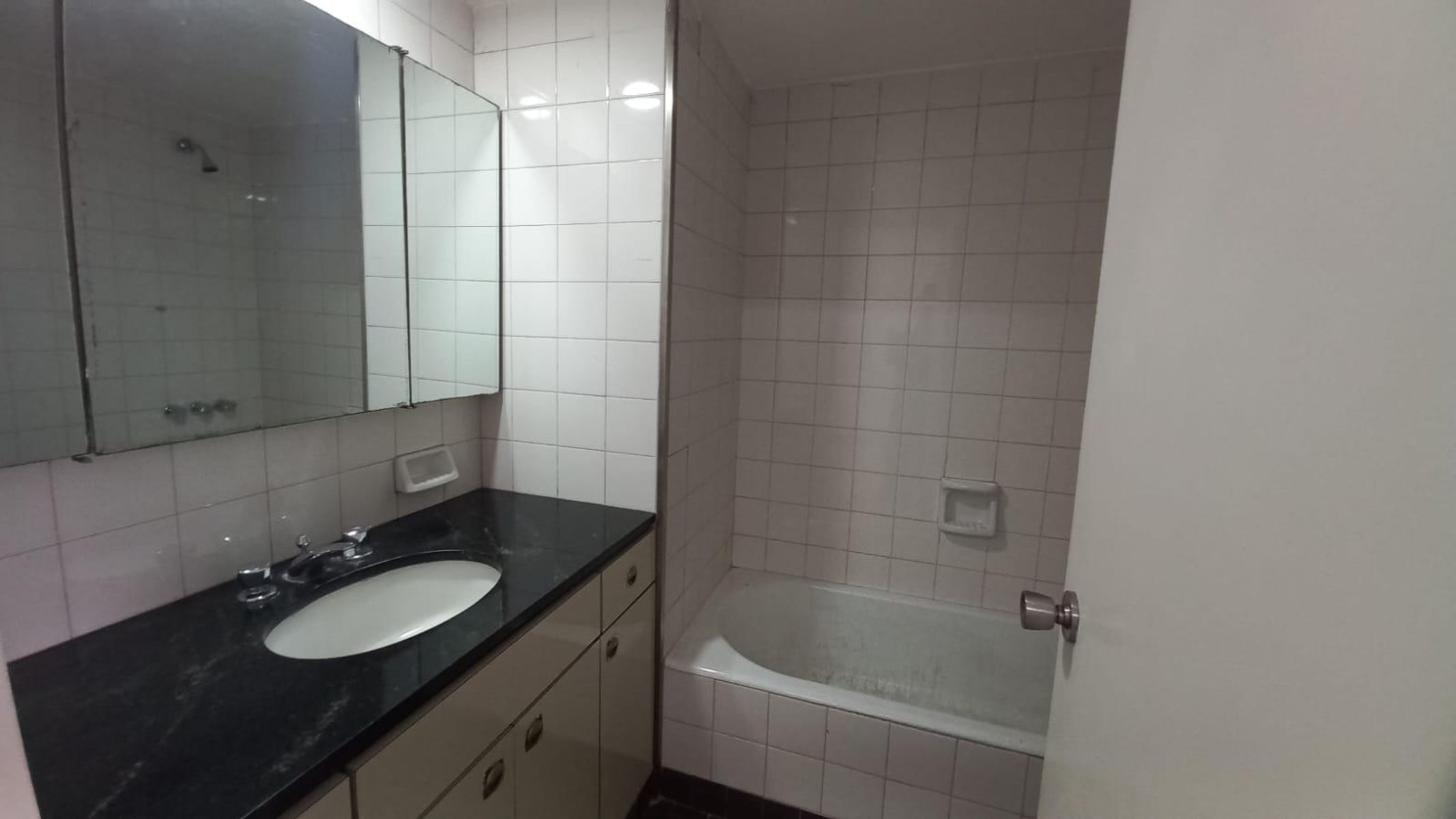 SE VENDE DPTO EN RETIRO APTO PROFESIONAL - 13