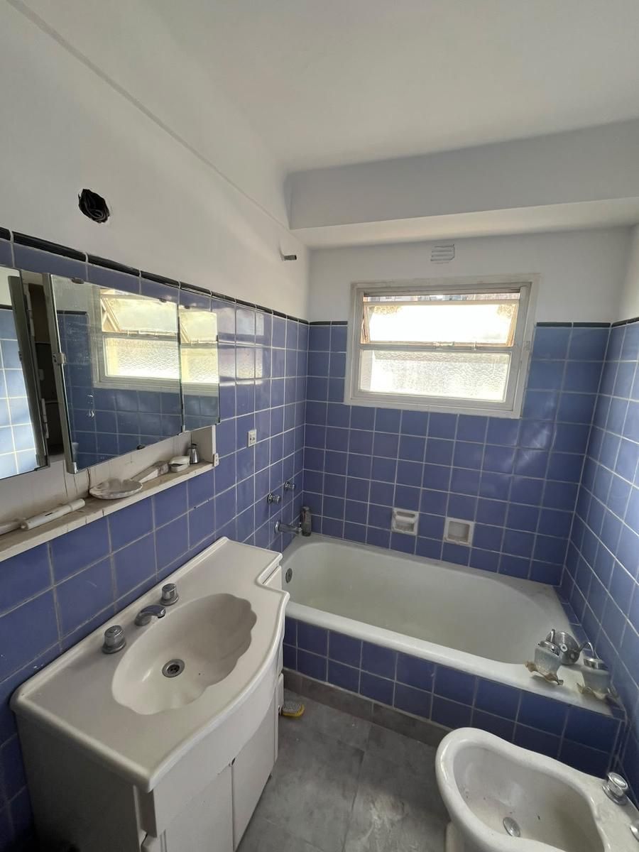 SE VENDE DPTO 3 AMB. CON DEP. EN BALVANERA - 10