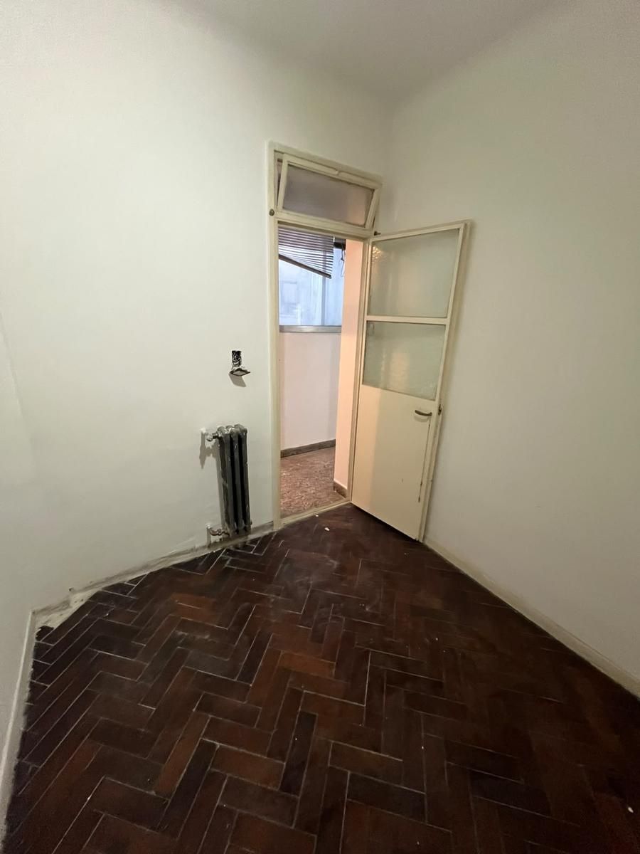 SE VENDE DPTO 3 AMB. CON DEP. EN BALVANERA - 12