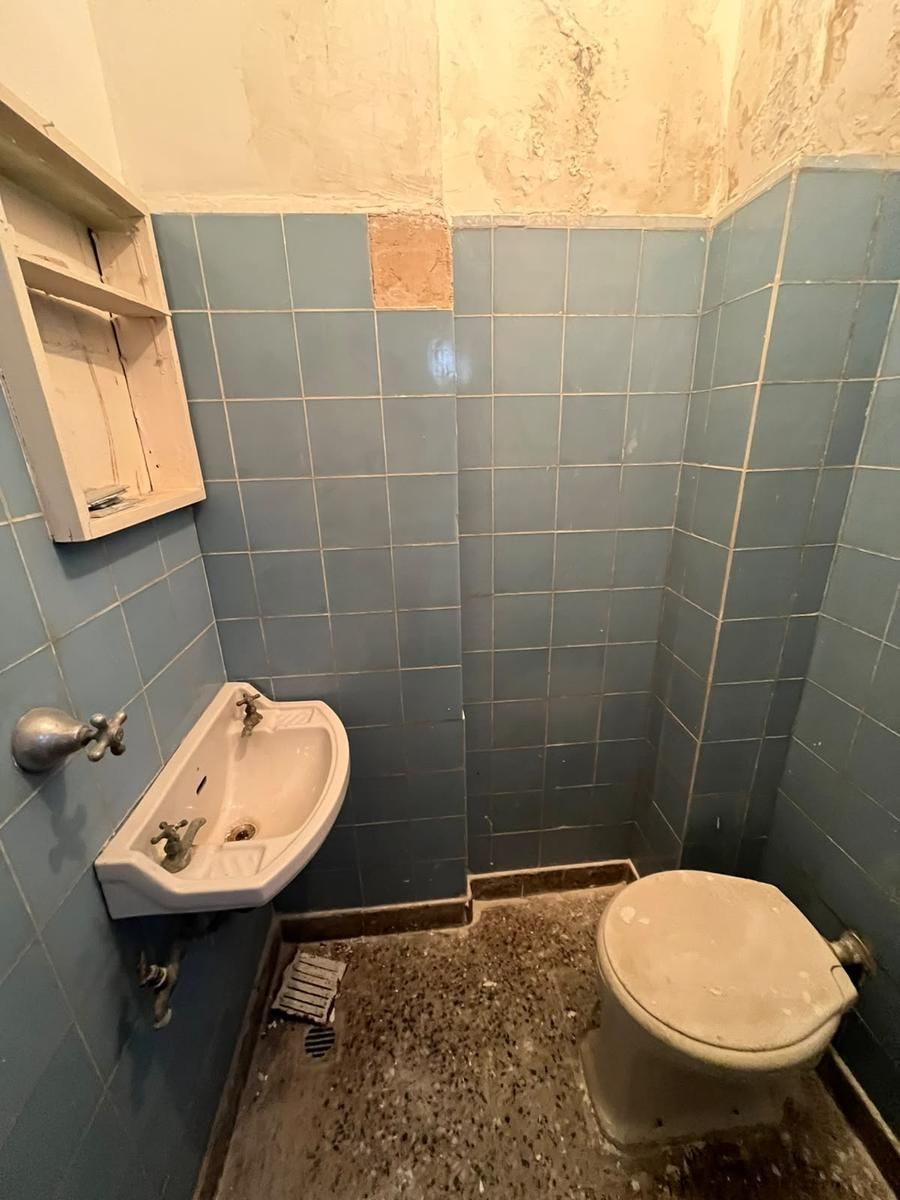 SE VENDE DPTO 3 AMB. CON DEP. EN BALVANERA - 18