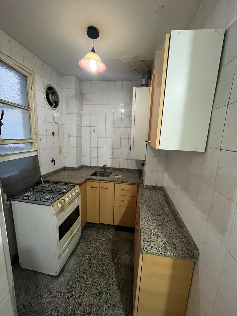 SE VENDE DPTO 3 AMB. CON DEP. EN BALVANERA - 24