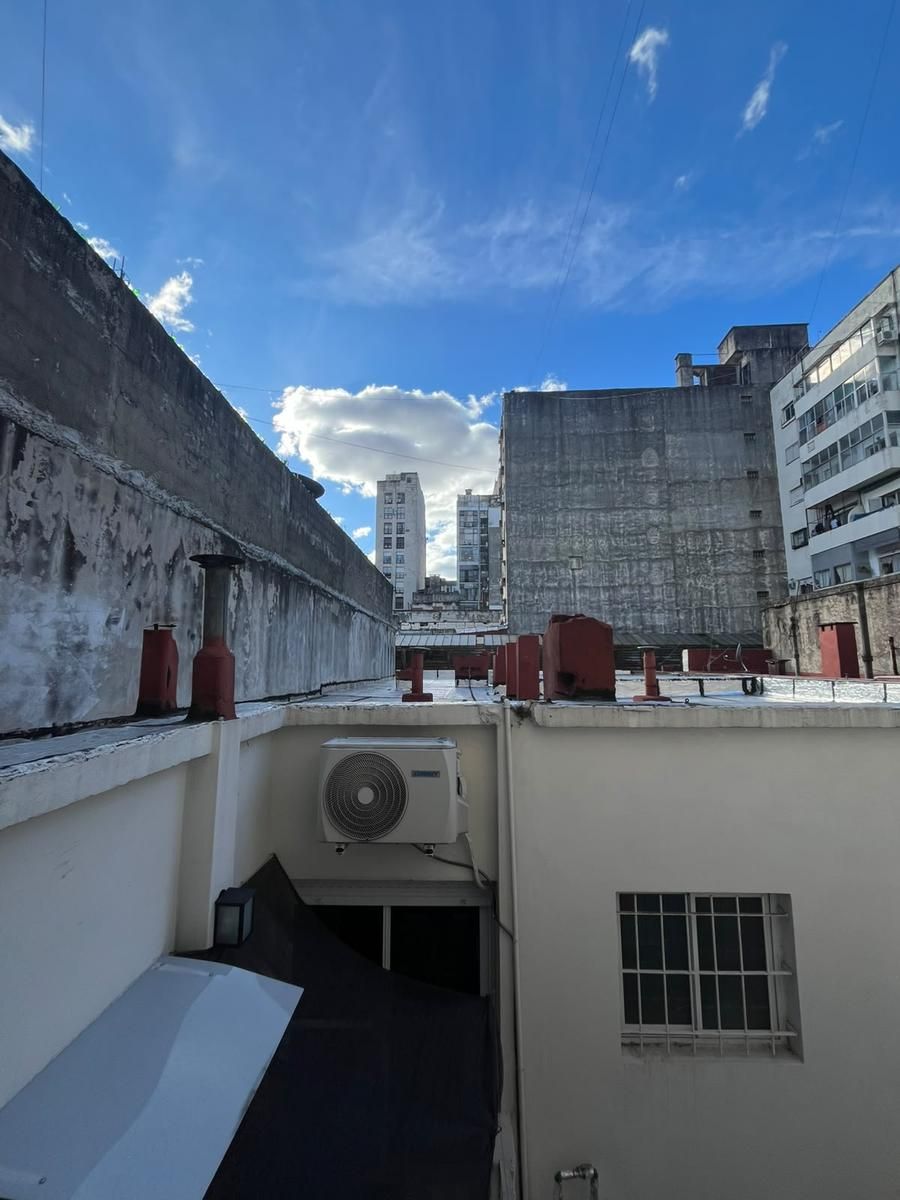 SE VENDE DPTO 3 AMB. CON DEP. EN BALVANERA - 28