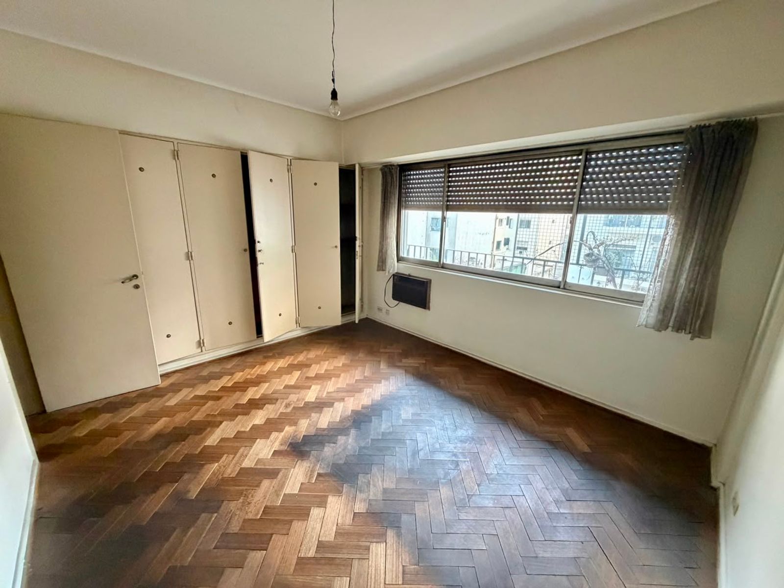 SE VENDE DPTO 4 AMB. CON COCHERA EN RECOLETA - 10
