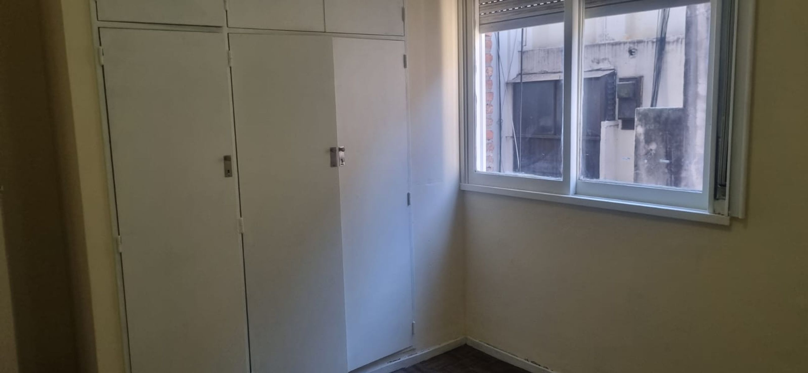 SE VENDE DPTO 2 AMB. EN ONCE - 7