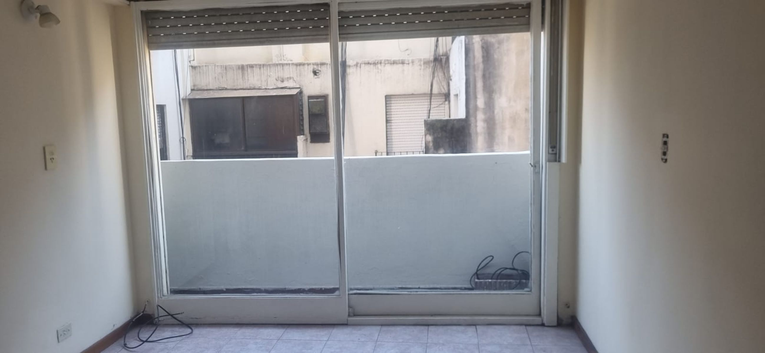 SE VENDE DPTO 2 AMB. EN ONCE - 14