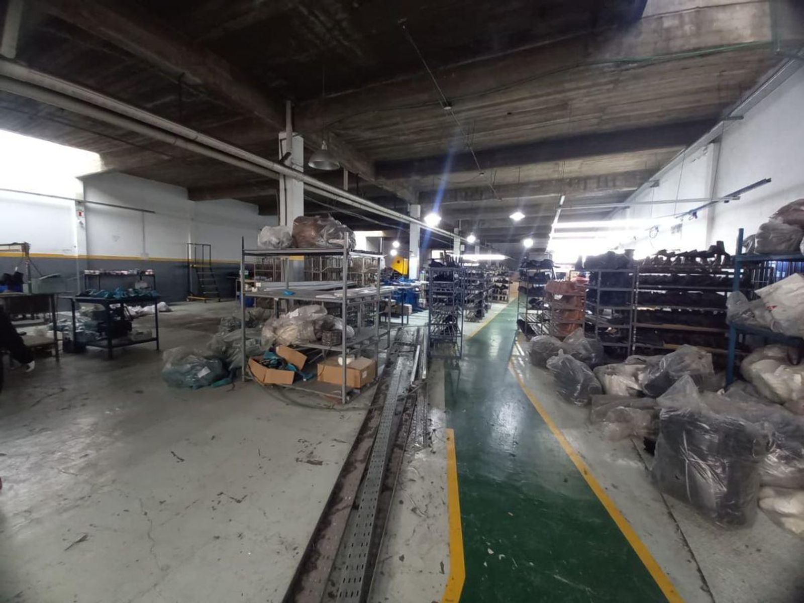 SE ALQUILA DEPOSITO 1800 M2 EN VILLA MADERO - 7