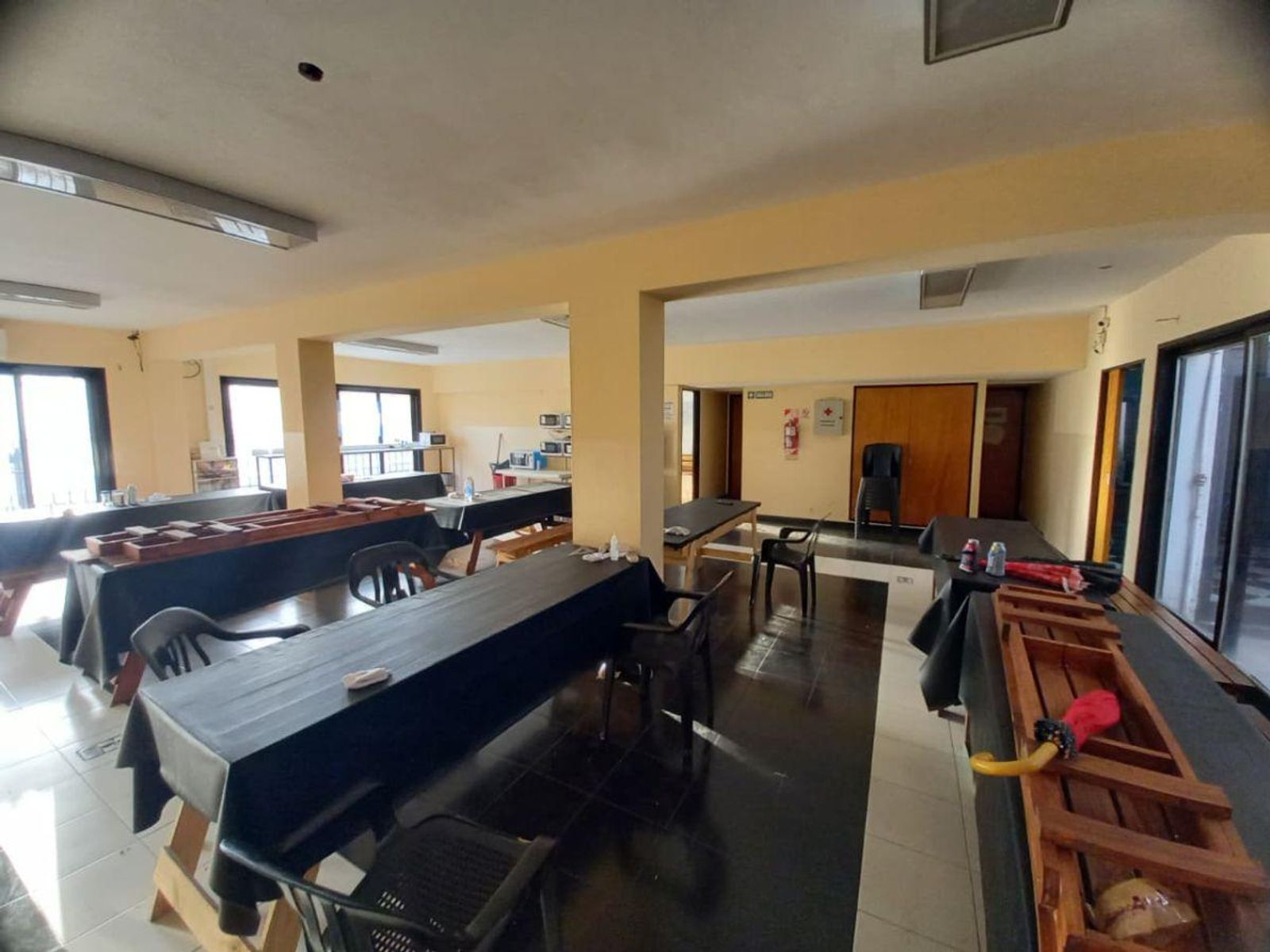 SE ALQUILA DEPOSITO 1800 M2 EN VILLA MADERO - 10