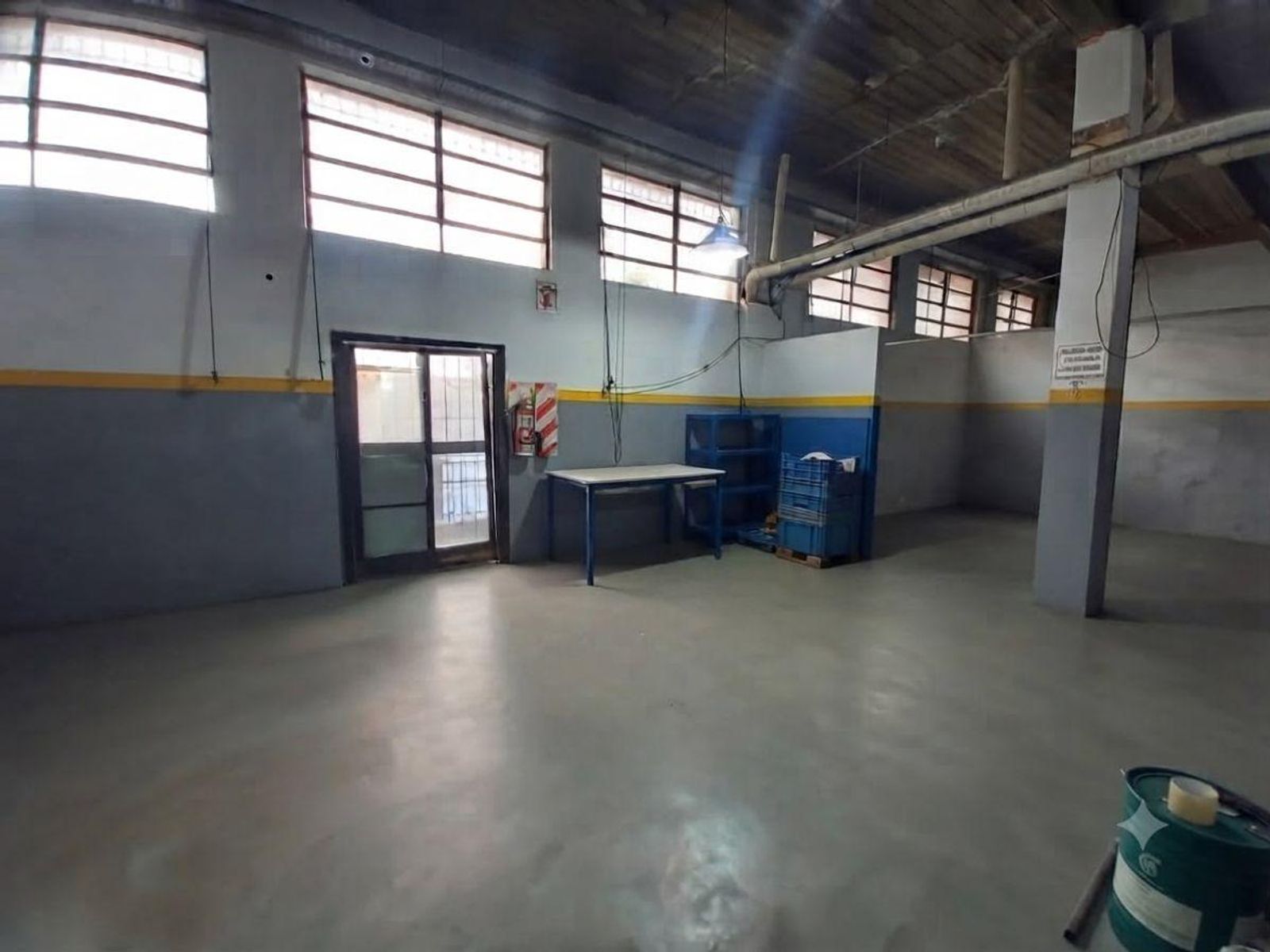 SE ALQUILA DEPOSITO 1800 M2 EN VILLA MADERO - 18