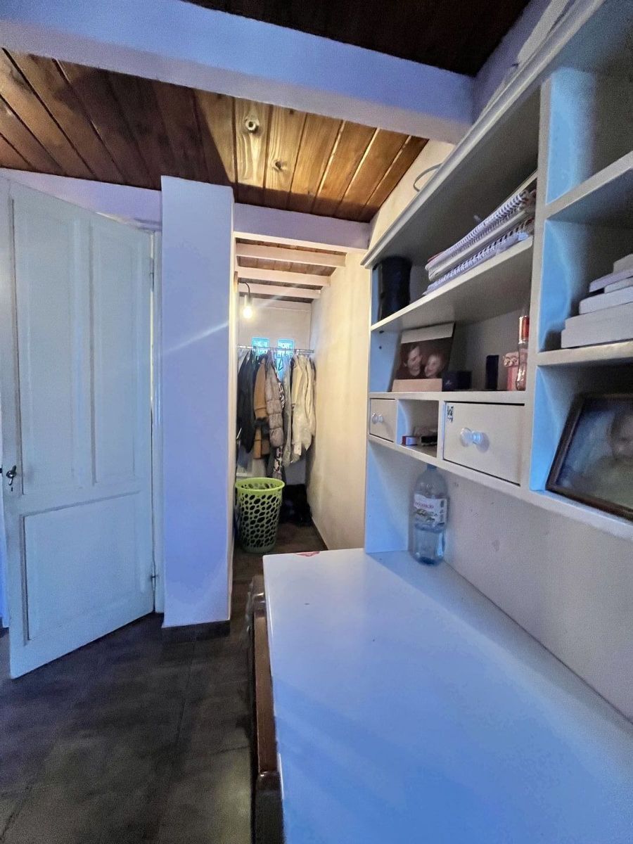 SE VENDE CASA 4 AMB. EN FLORES - 14