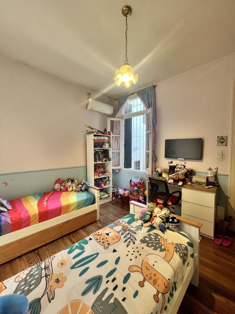 SE VENDE CASA 4 AMB. EN FLORES - 23