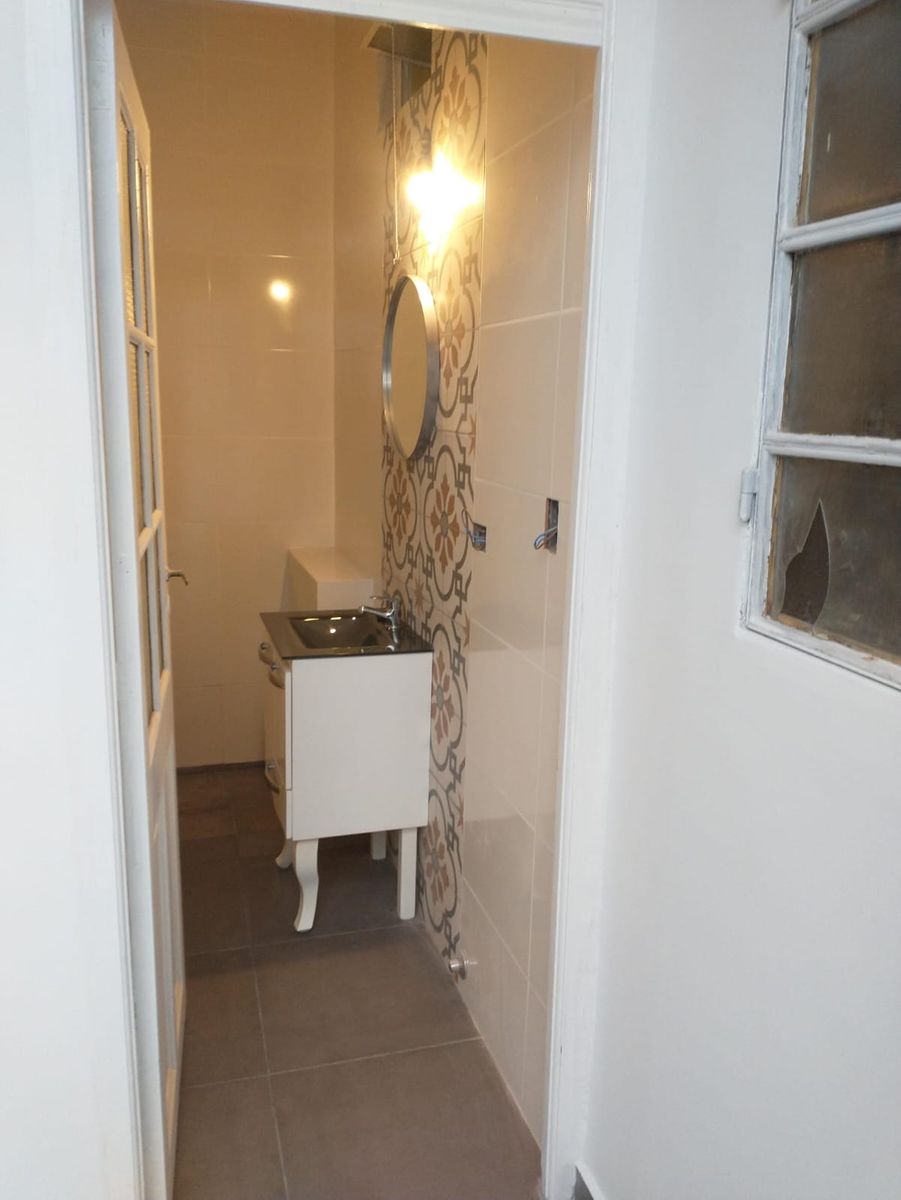SE VENDE PH 2 AMB. GRANDE . CON PATIO Y ESPACIO AEREO PROPIO EN VILLA LURO - 8
