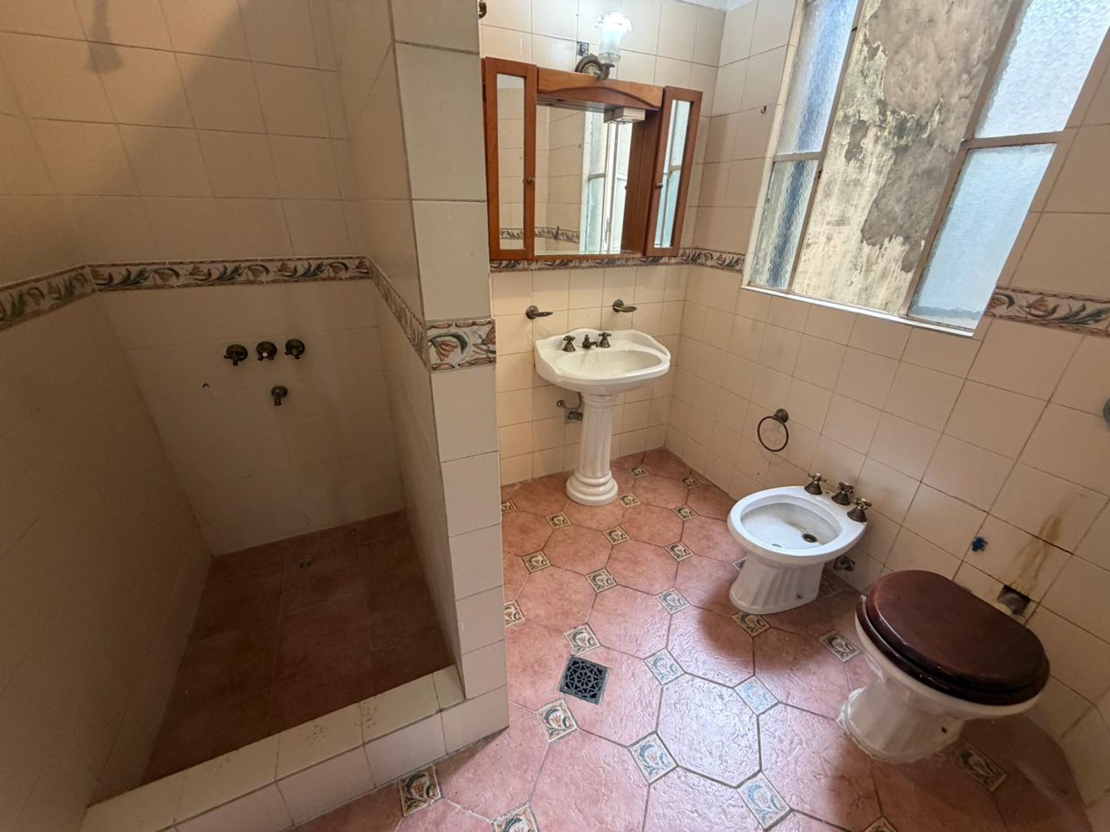 SE VENDE PISO 6 AMB APTO PROF. EN TRIBUNALES - 22