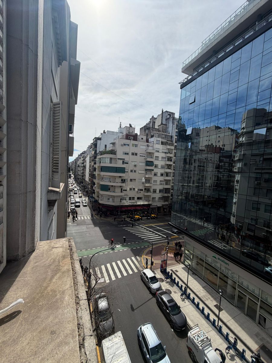 SE VENDE PISO 6 AMB APTO PROF. EN TRIBUNALES - 27