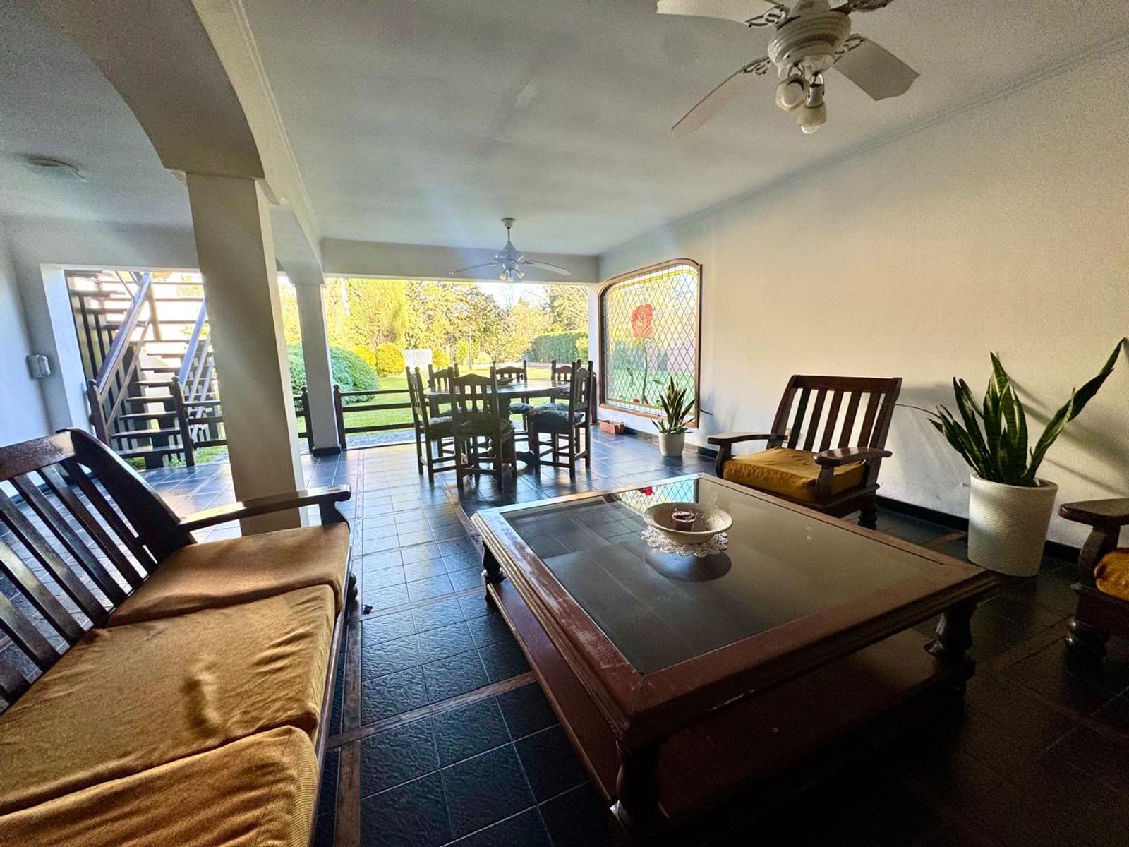 SE VENDE CASA SOBRE LOTE DE 1400 MTS BARRIO PARQUE SAN IGNACIO EN SAN MIGUEL - 28