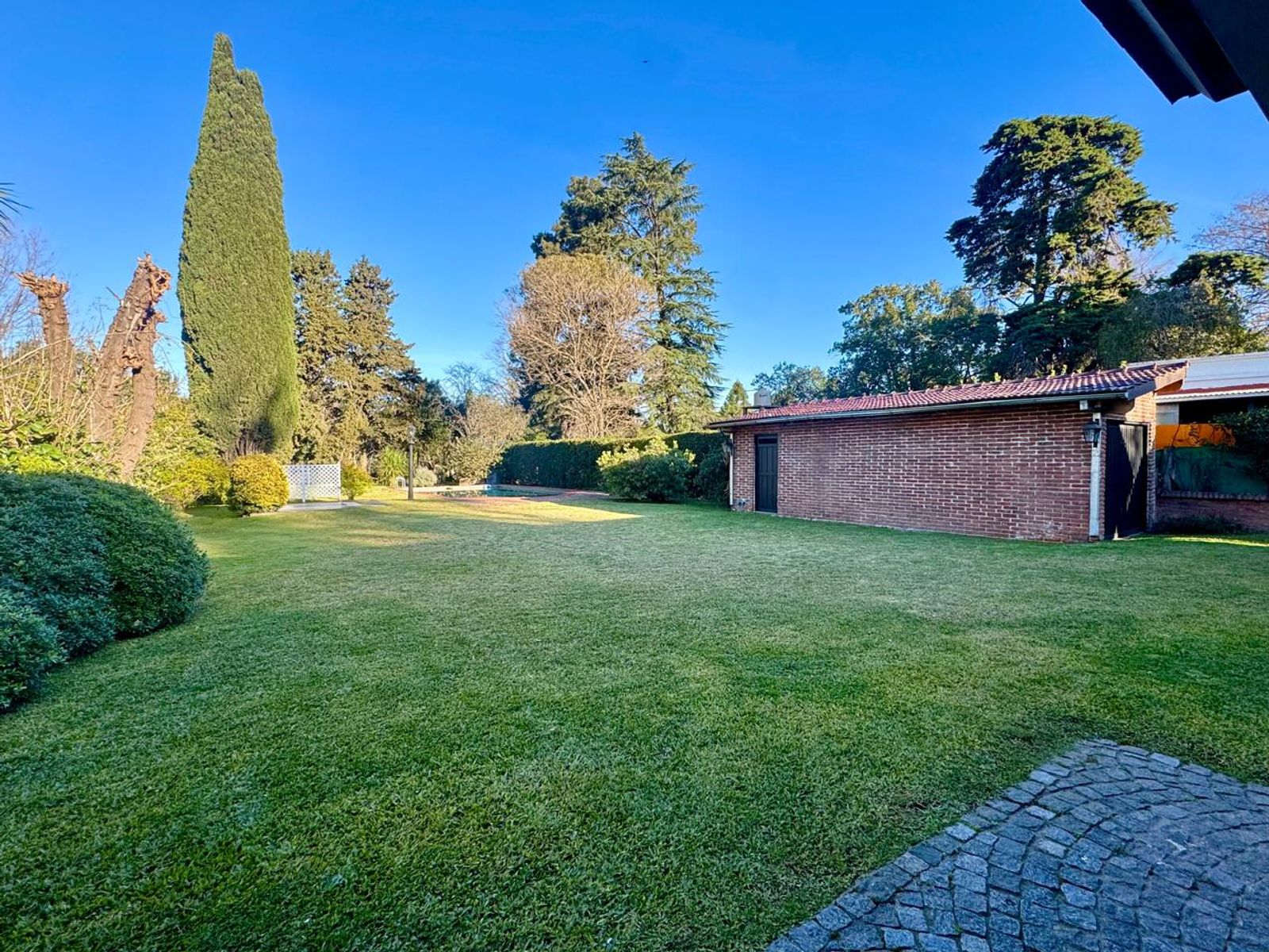 SE VENDE CASA SOBRE LOTE DE 1400 MTS BARRIO PARQUE SAN IGNACIO EN SAN MIGUEL - 32