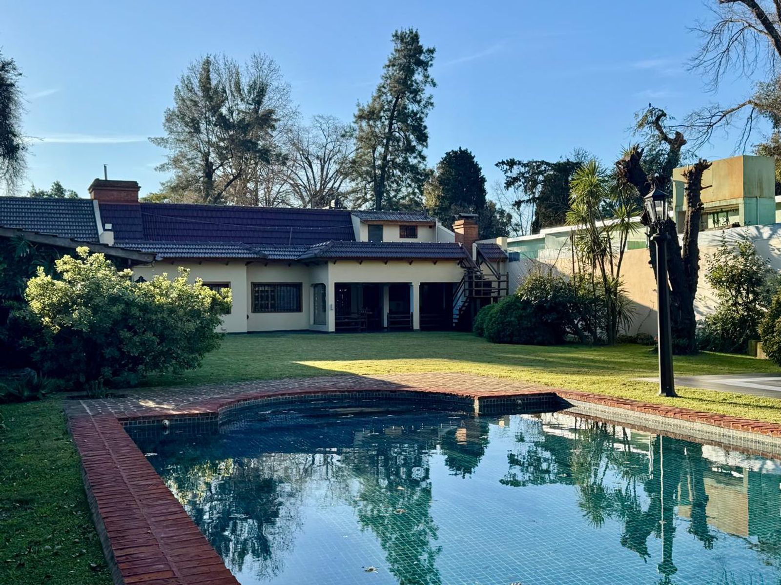SE VENDE CASA SOBRE LOTE DE 1400 MTS BARRIO PARQUE SAN IGNACIO EN SAN MIGUEL - 35