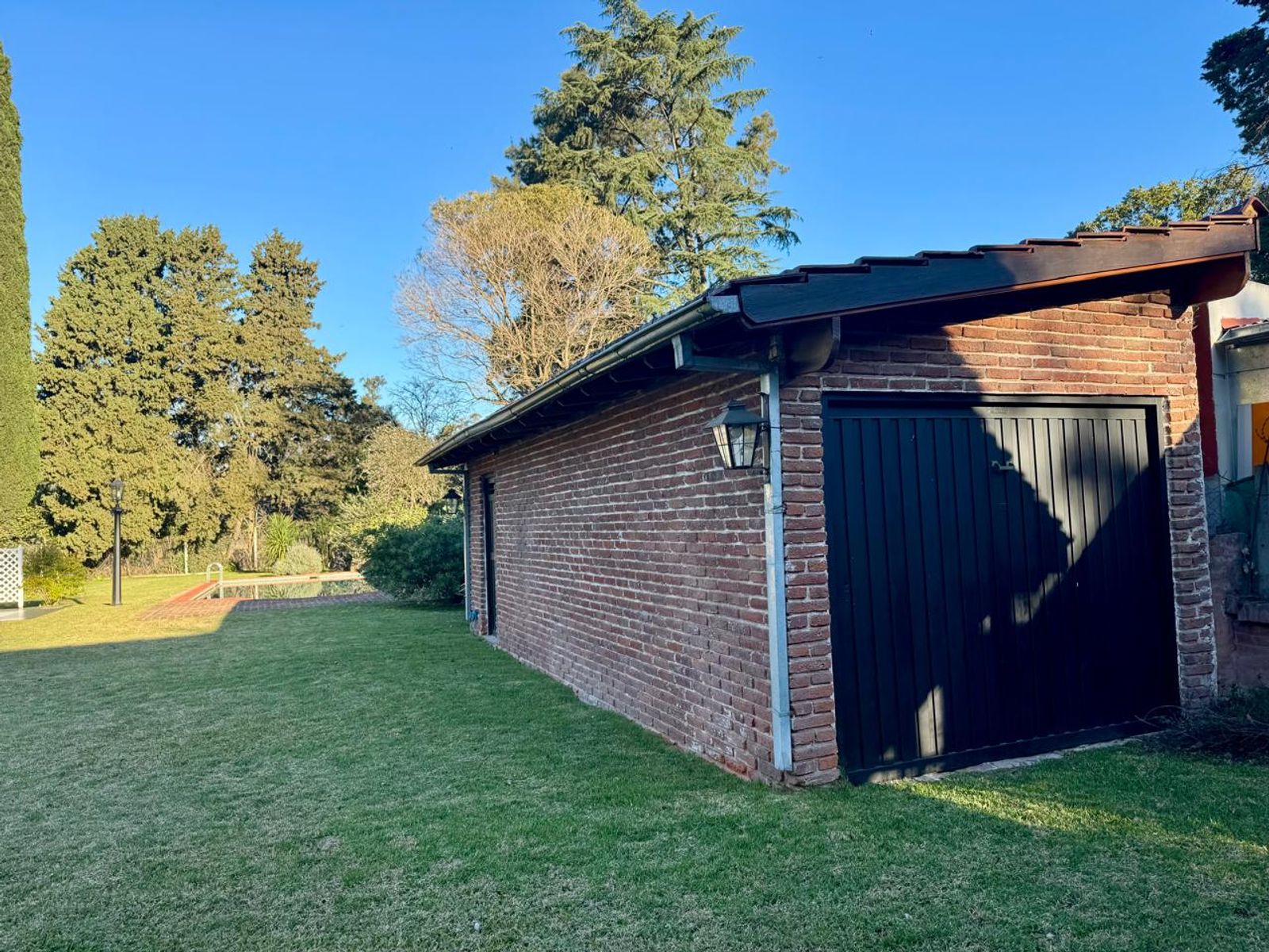 SE VENDE CASA SOBRE LOTE DE 1400 MTS BARRIO PARQUE SAN IGNACIO EN SAN MIGUEL - 38