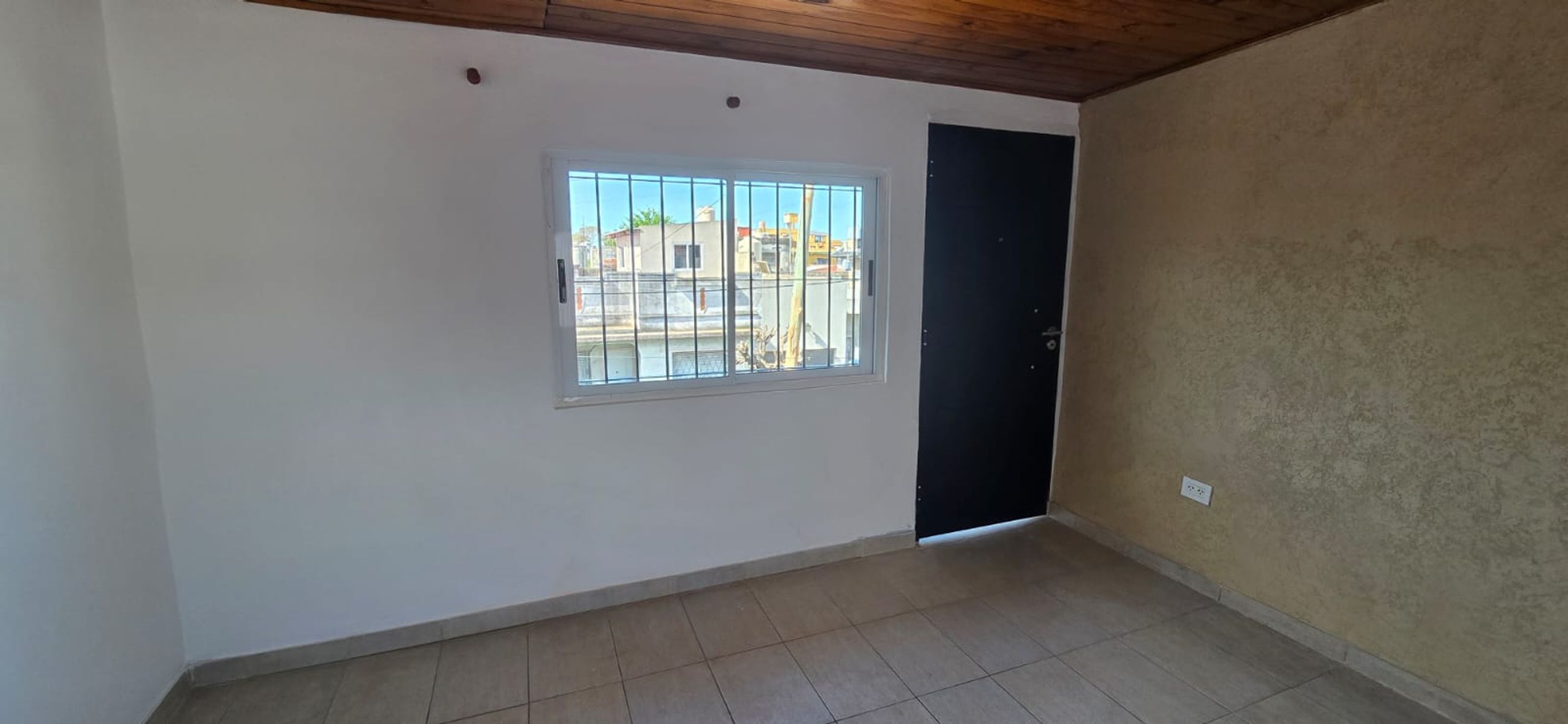 SE ALQUILA DPTO 3 AMB. SIN EPX. EN TABLADA — foto 2