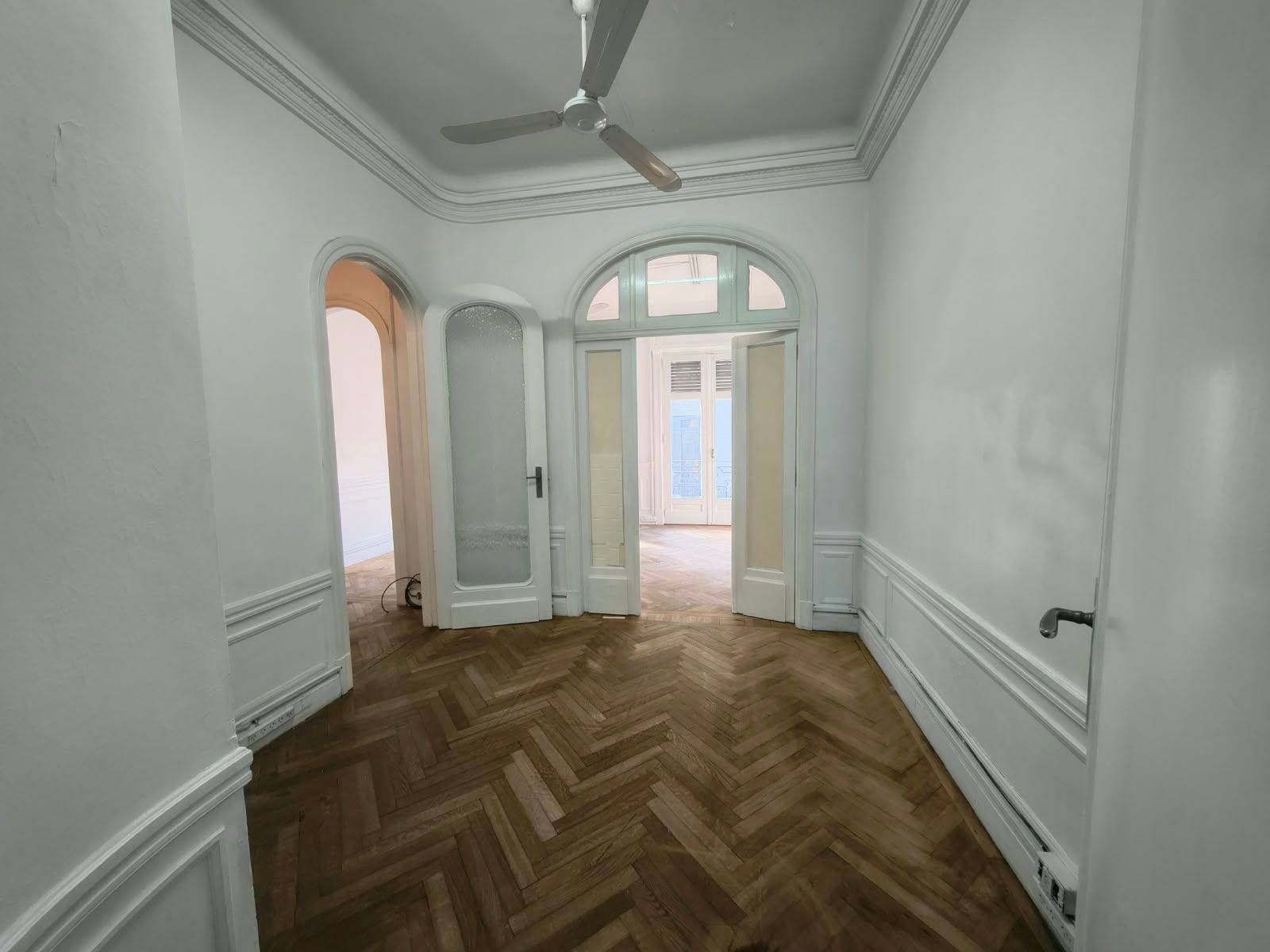 SE VENDE DPTO 3 AMB. CON DEP. AL FRENTE EN MONSERRAT — foto 3