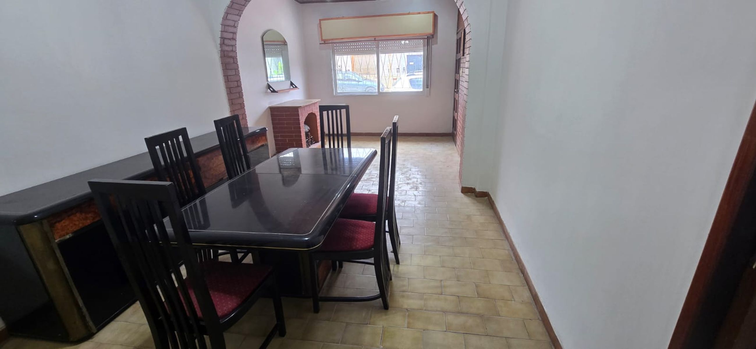 SE ALQUILA DPTO AL FRENTE 3 AMB. CON PATIO SIN EXPENSAS - 2