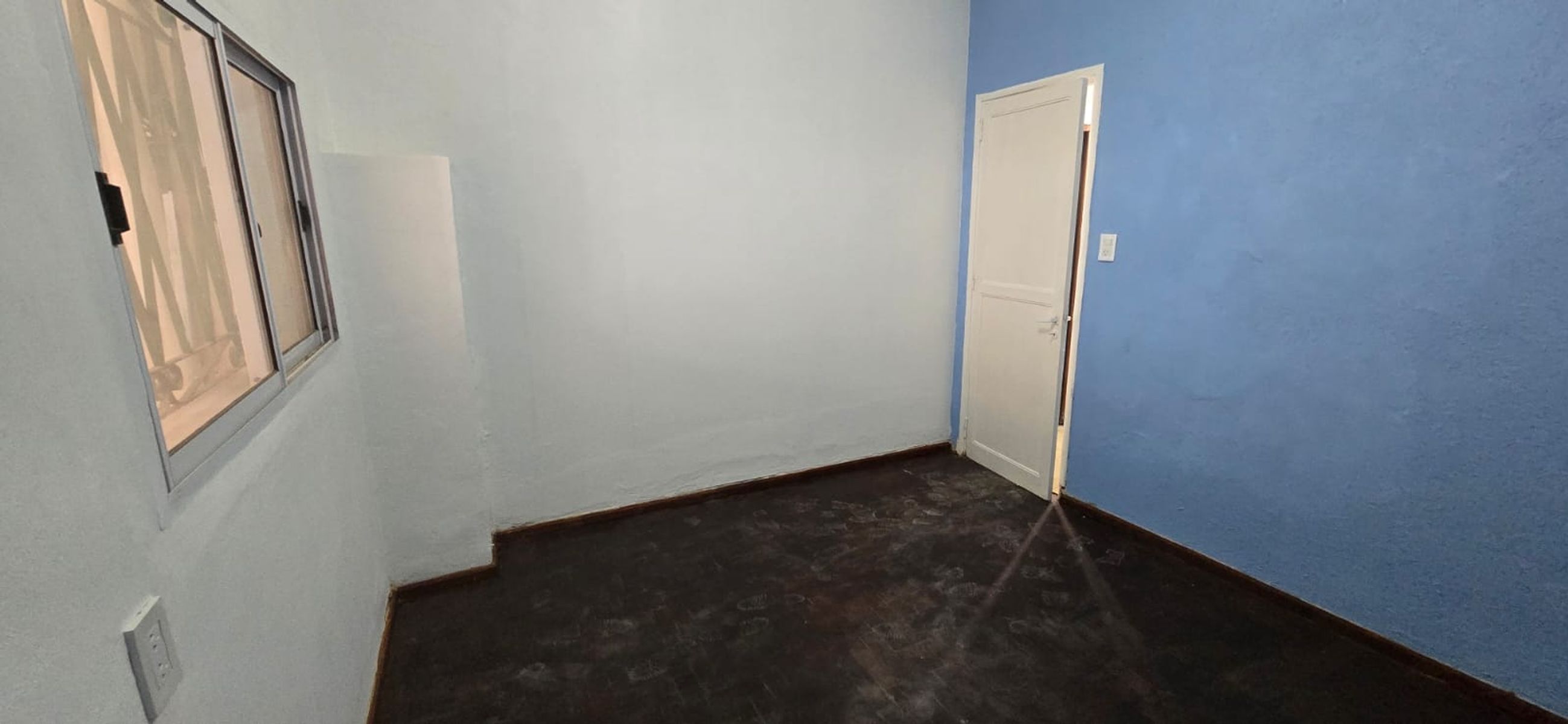 SE ALQUILA DPTO AL FRENTE 3 AMB. CON PATIO SIN EXPENSAS - 9