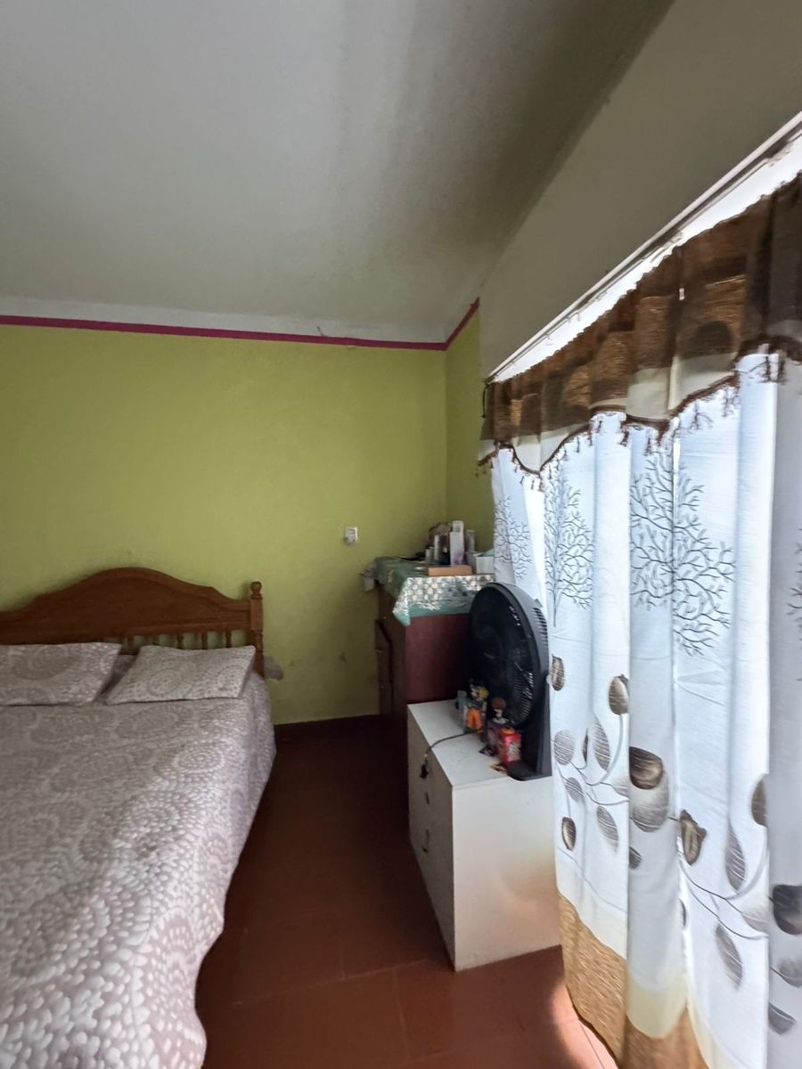 SE VENDE CASA SOBRE LOTE DE 500M2 EN PARQUE AVELLANEDA - 1