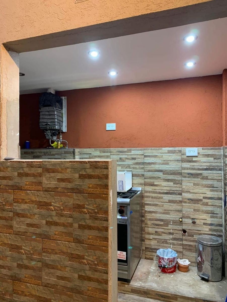 SE VENDE CASA 2 PLANTAS EN LINIERS - 14