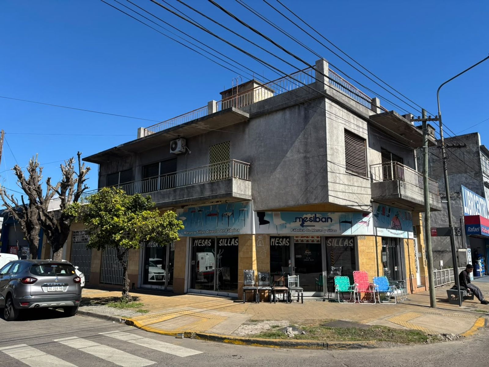 SE VENDE LOCAL CON VIVIENDA EN JOSE INGENIEROS - 2