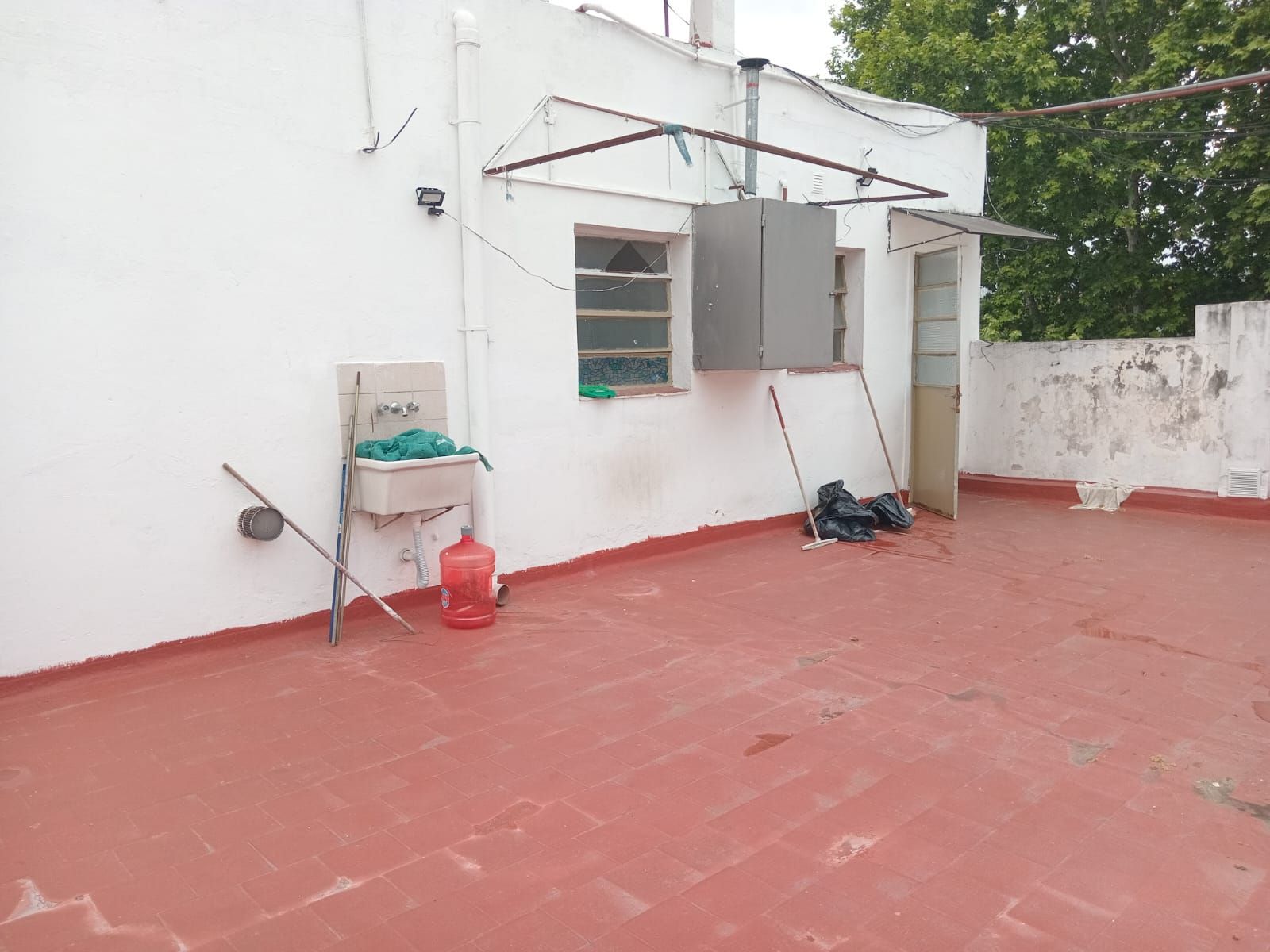 SE VENDE DPTO 2 AMBIENTES GRANDES CON TERRAZA PROPIA EN RAMOS MEJIAS - 17