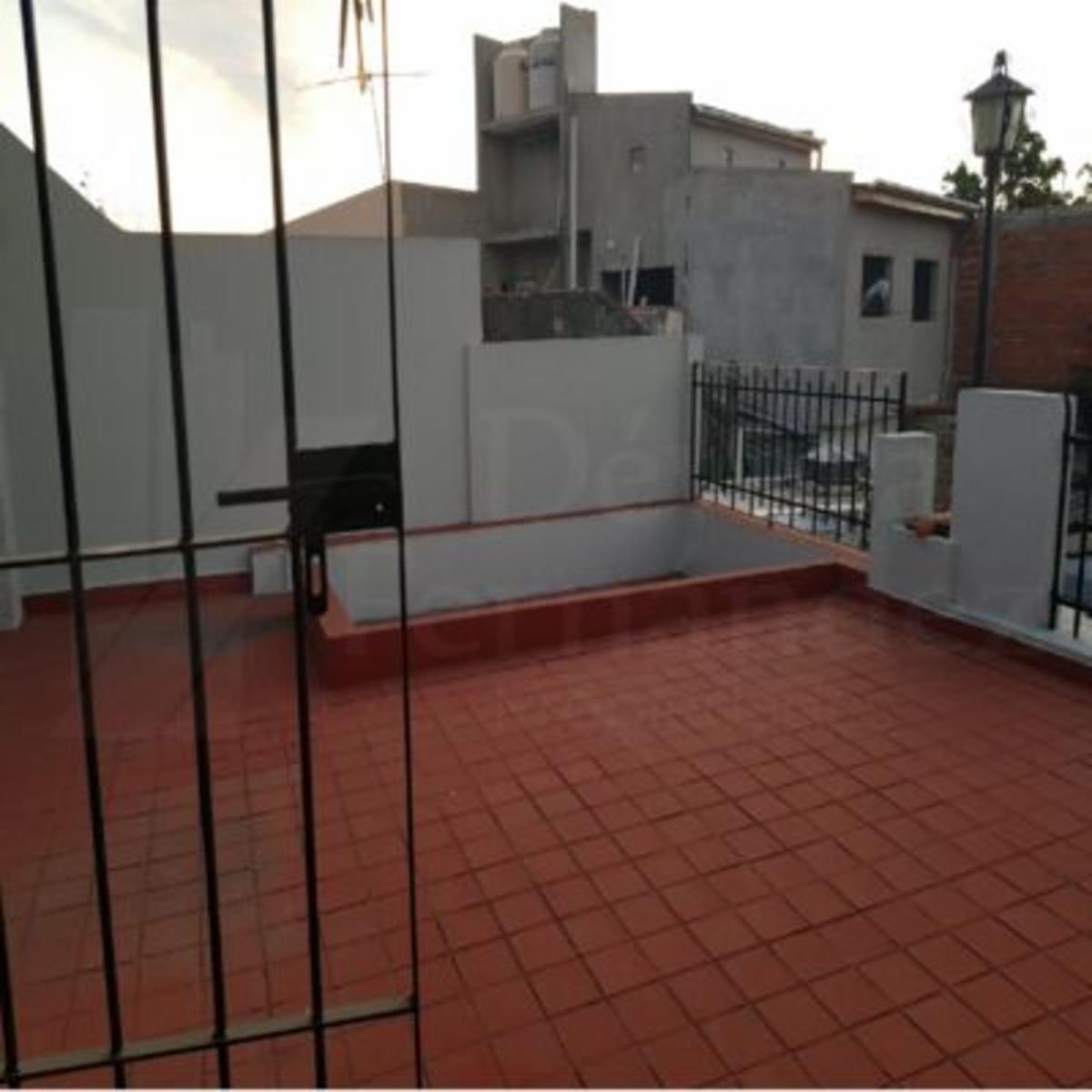CASA TIPO PH ZONA RECIDENCIAL EN HAEDO